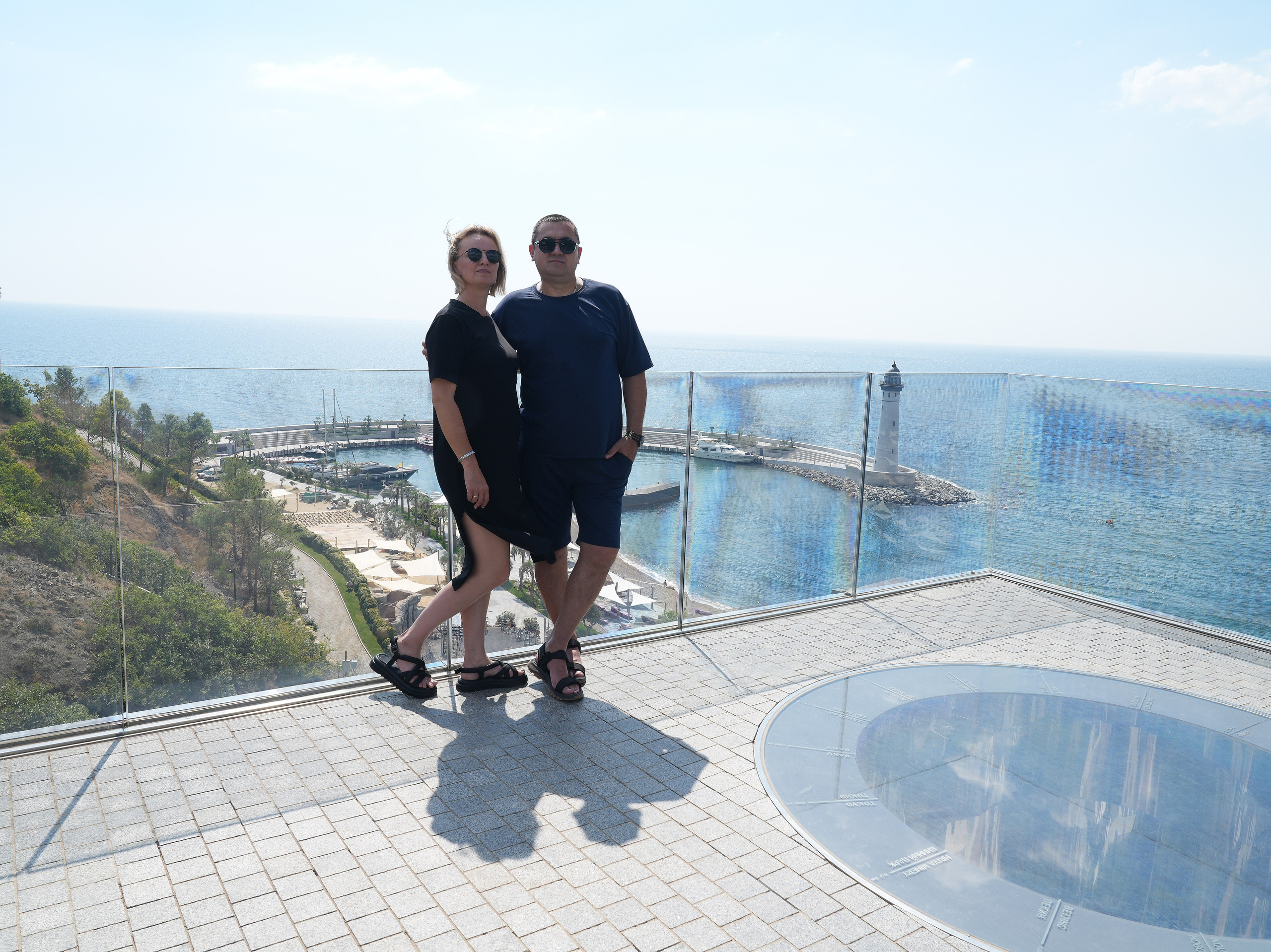 Семейная прогулка 4 человека. Свадебный фотограф Виктория Роса