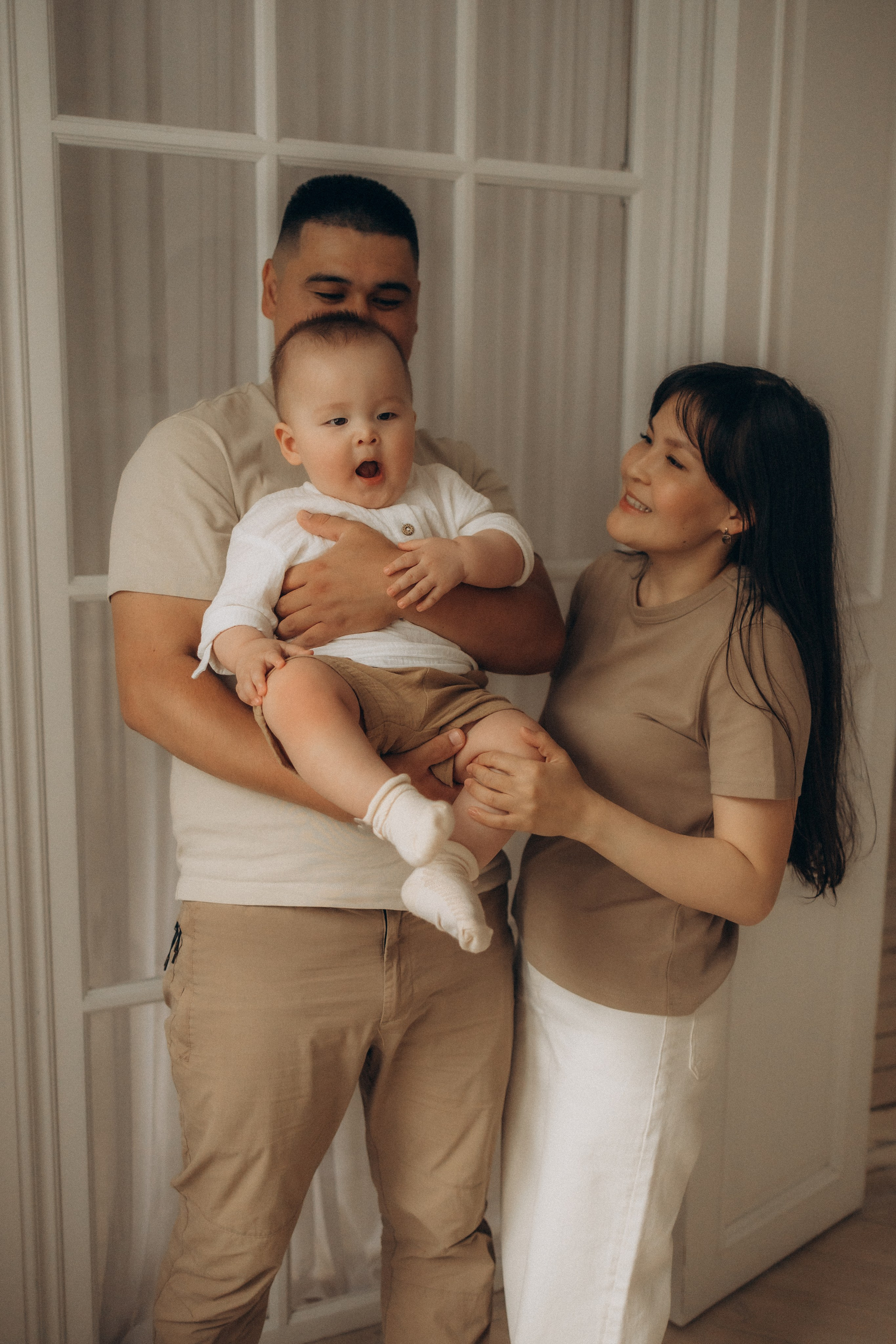 Алия: семейная в студии. Эльвира Галимьянова — семейный фотограф Екатеринбурга