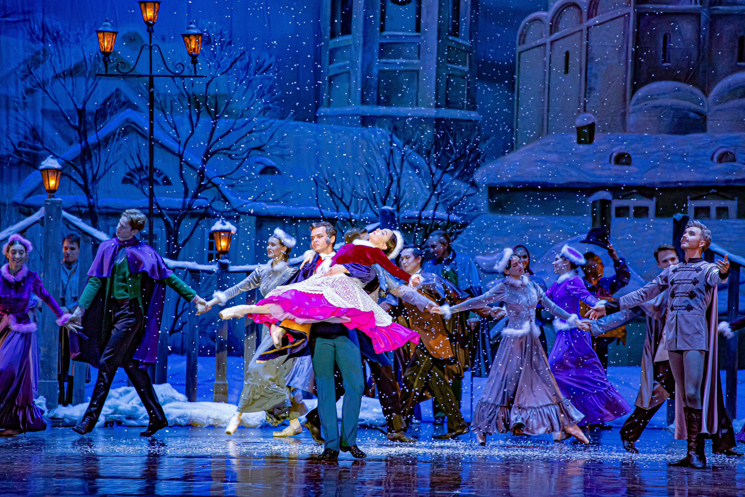 Анюта — спектакль — премьера на сцене Зимнего театра Марийского театра оперы и балета. Фотограф в Сочи Юрий Шептаев