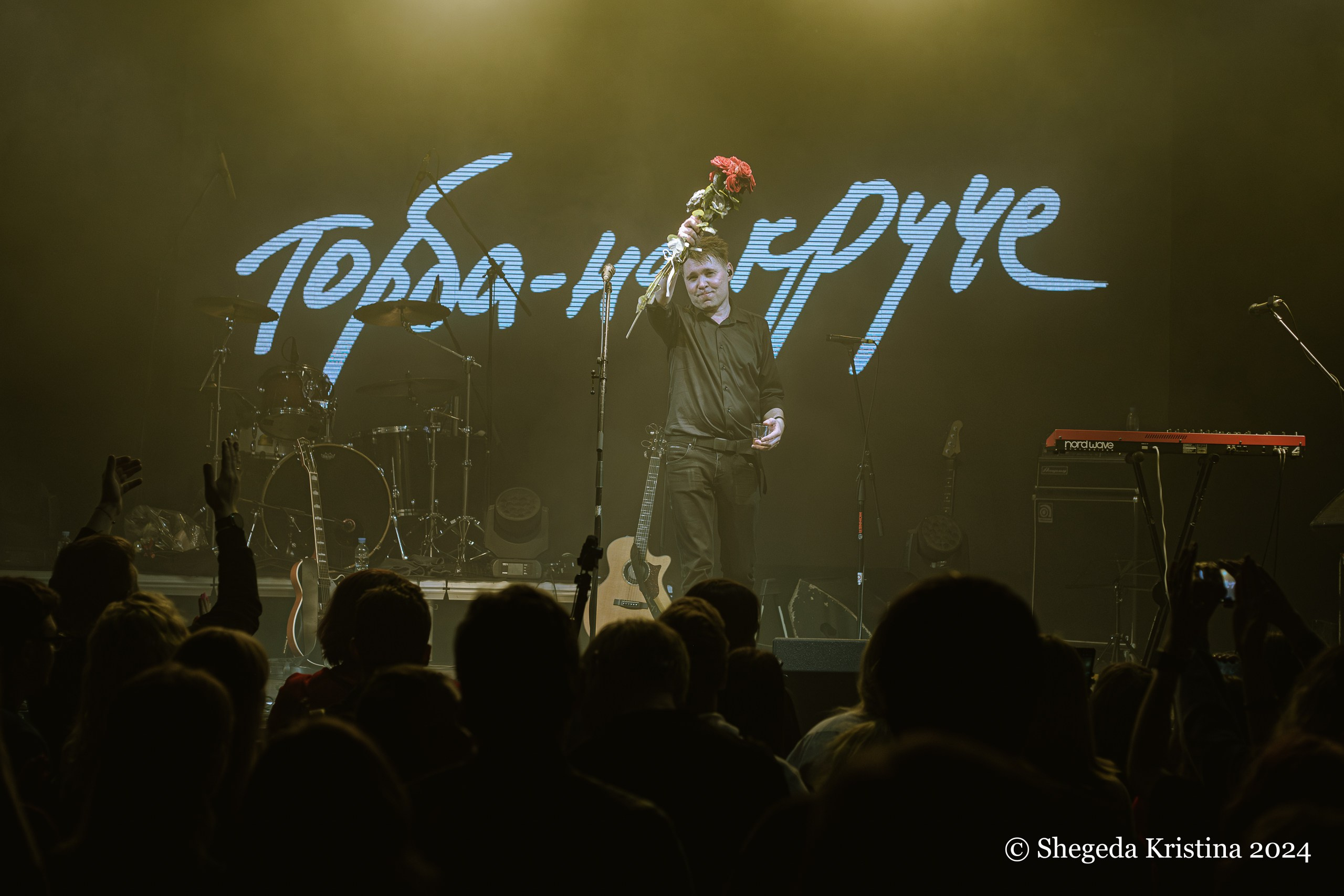 Торба-на-Круче концерт в Питере, клуб Космонавт
