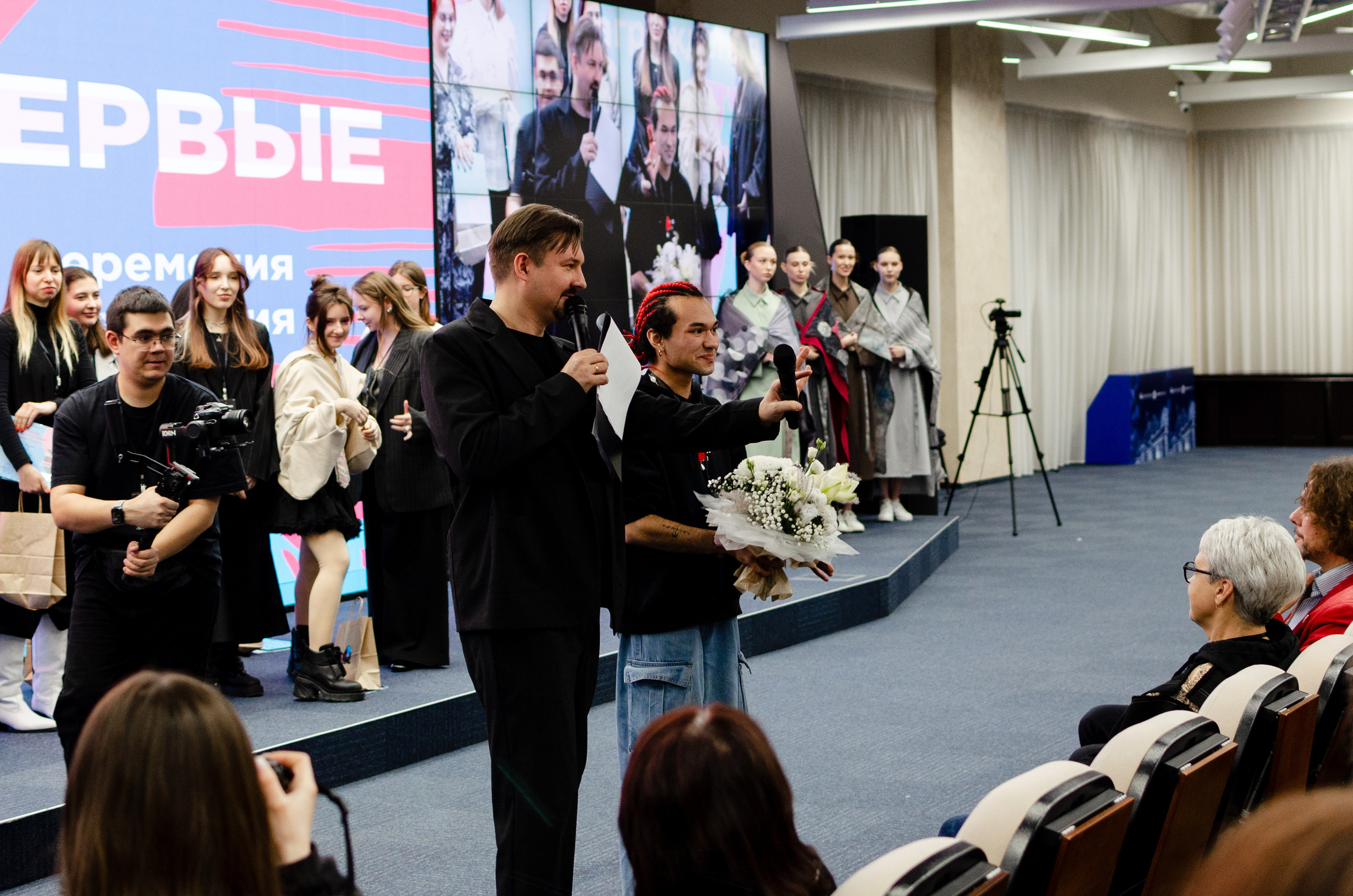 Арт-проект «Первые» | 29.11.2024. Фотограф в Омске Елизавета Кириллова