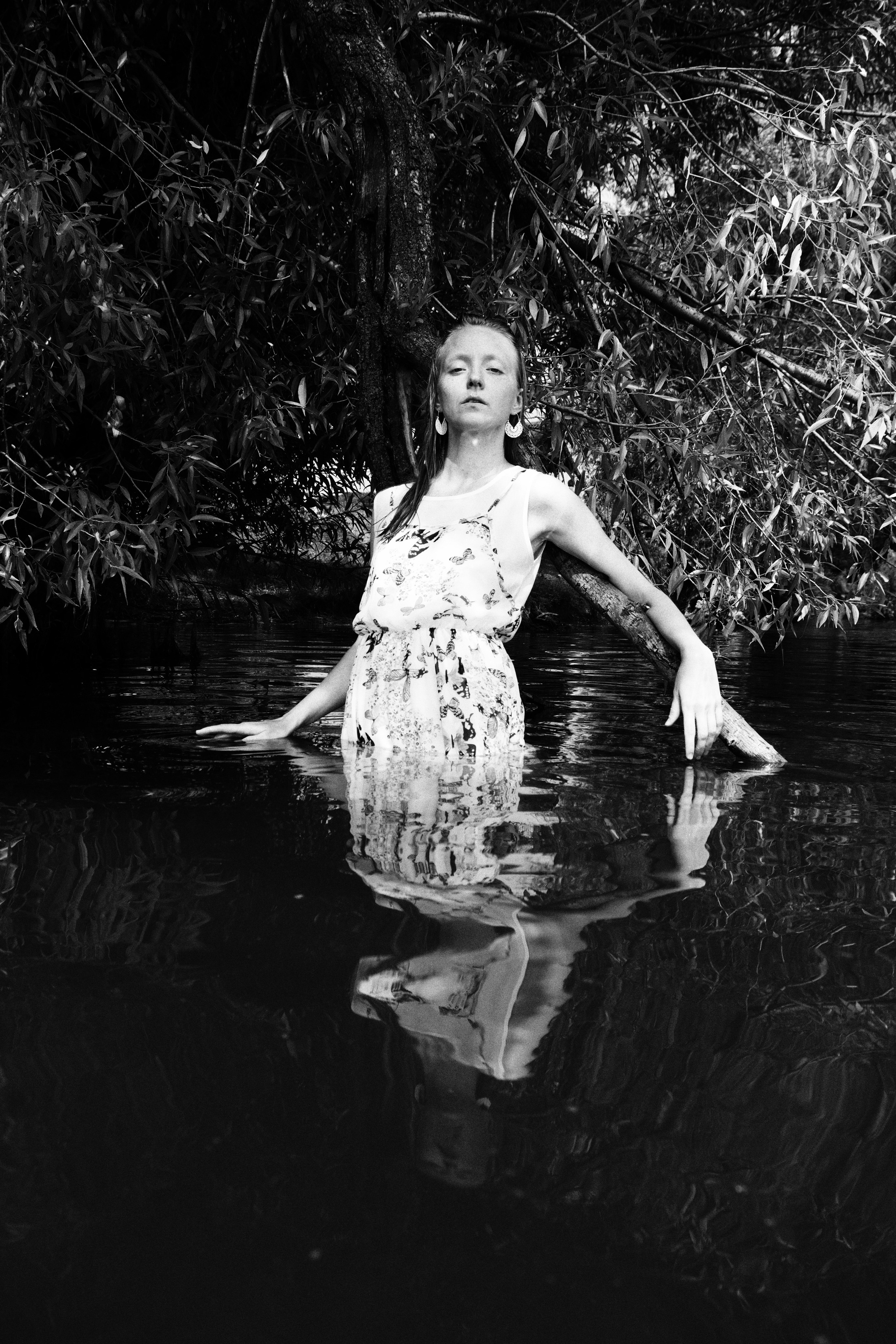 Черно-белые портретные снимки. Проектный фотограф Шабело Елена