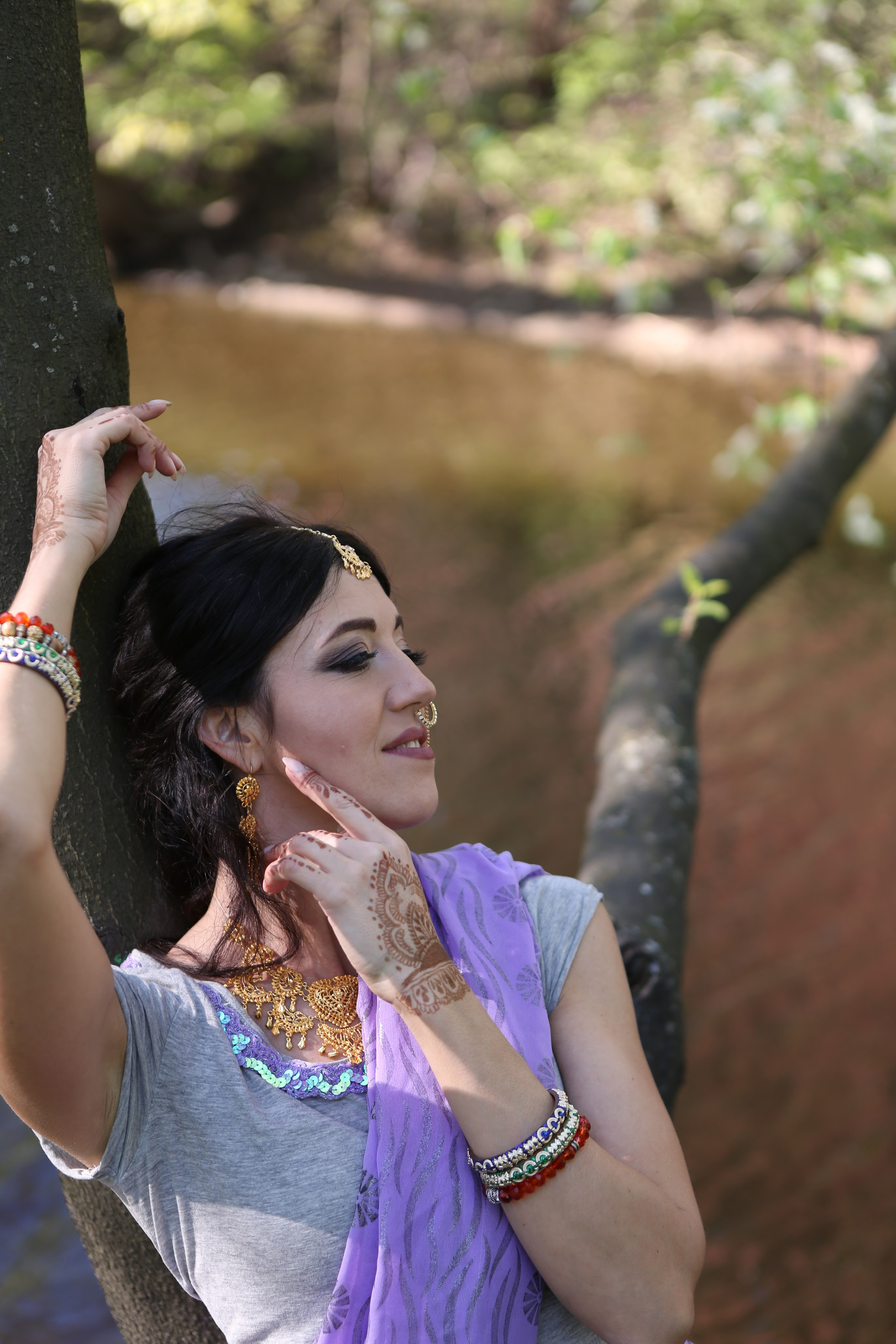 Прогулка в сари. Фотограф в Санкт-Петербурге. Индивидуальная съемка и фотопрогулки