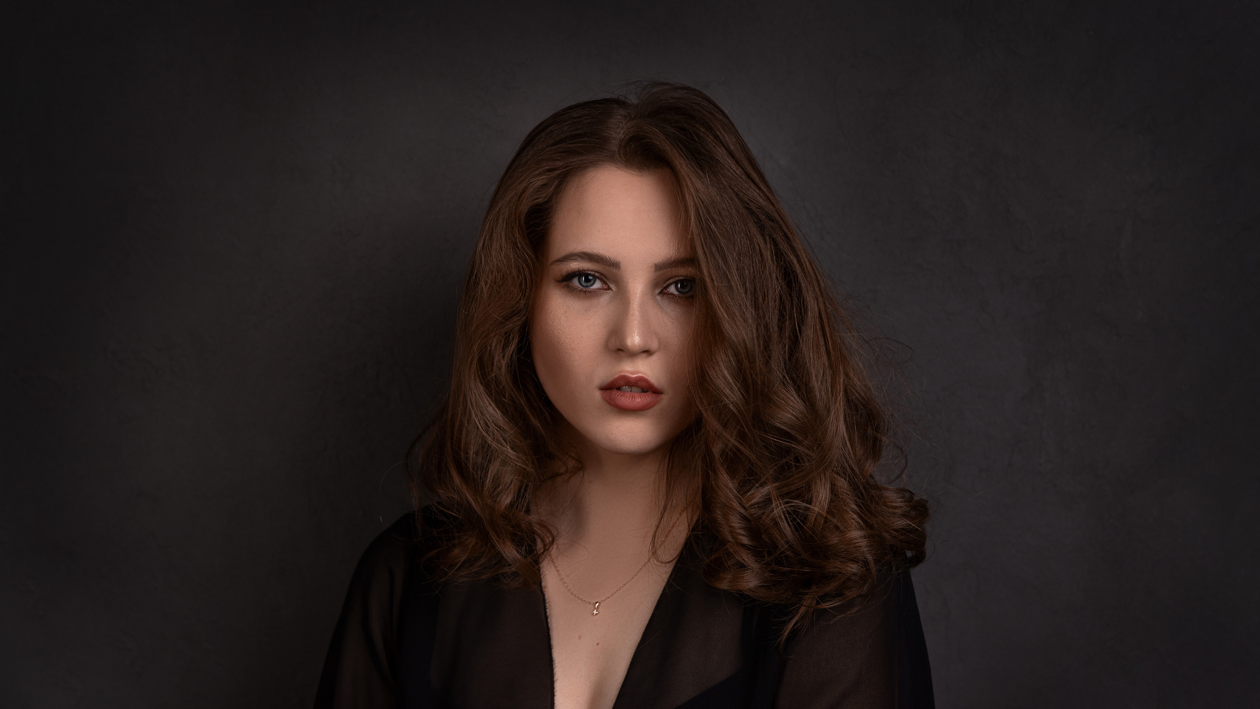 Фотосессия в студии. Портретный фотограф в Новосибирске Александр Головкин