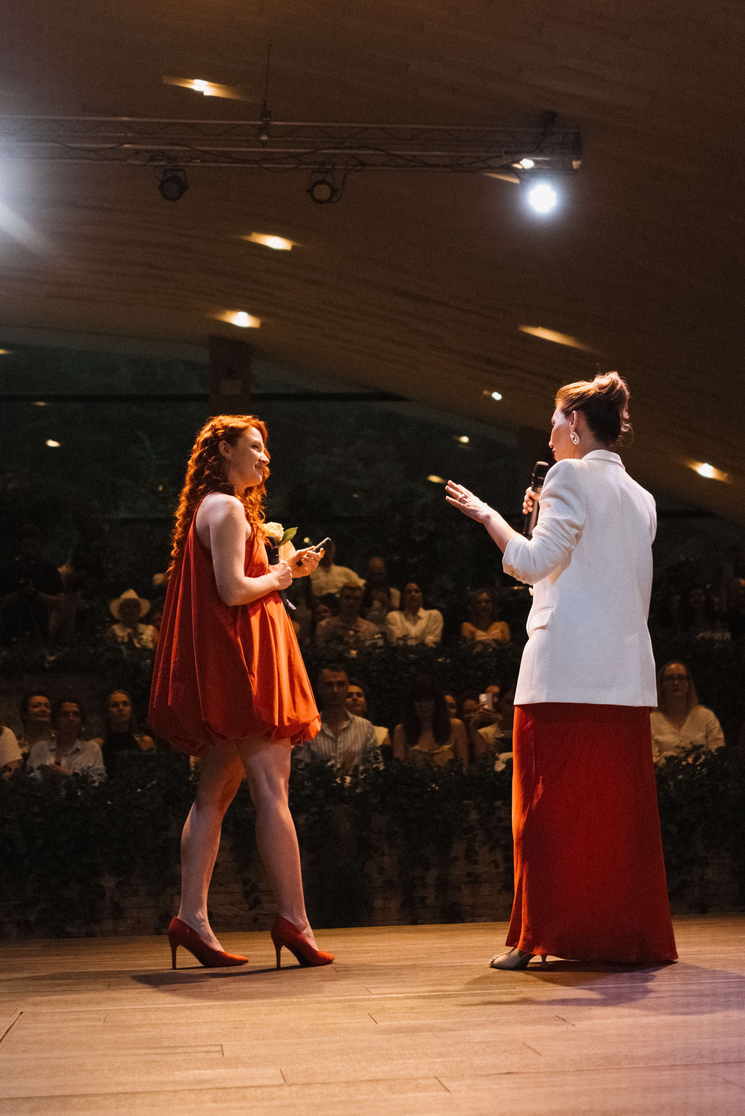 Репортаж бизнес-конференции. Портретный и свадебный фотограф в Тбилиси • xeniqo