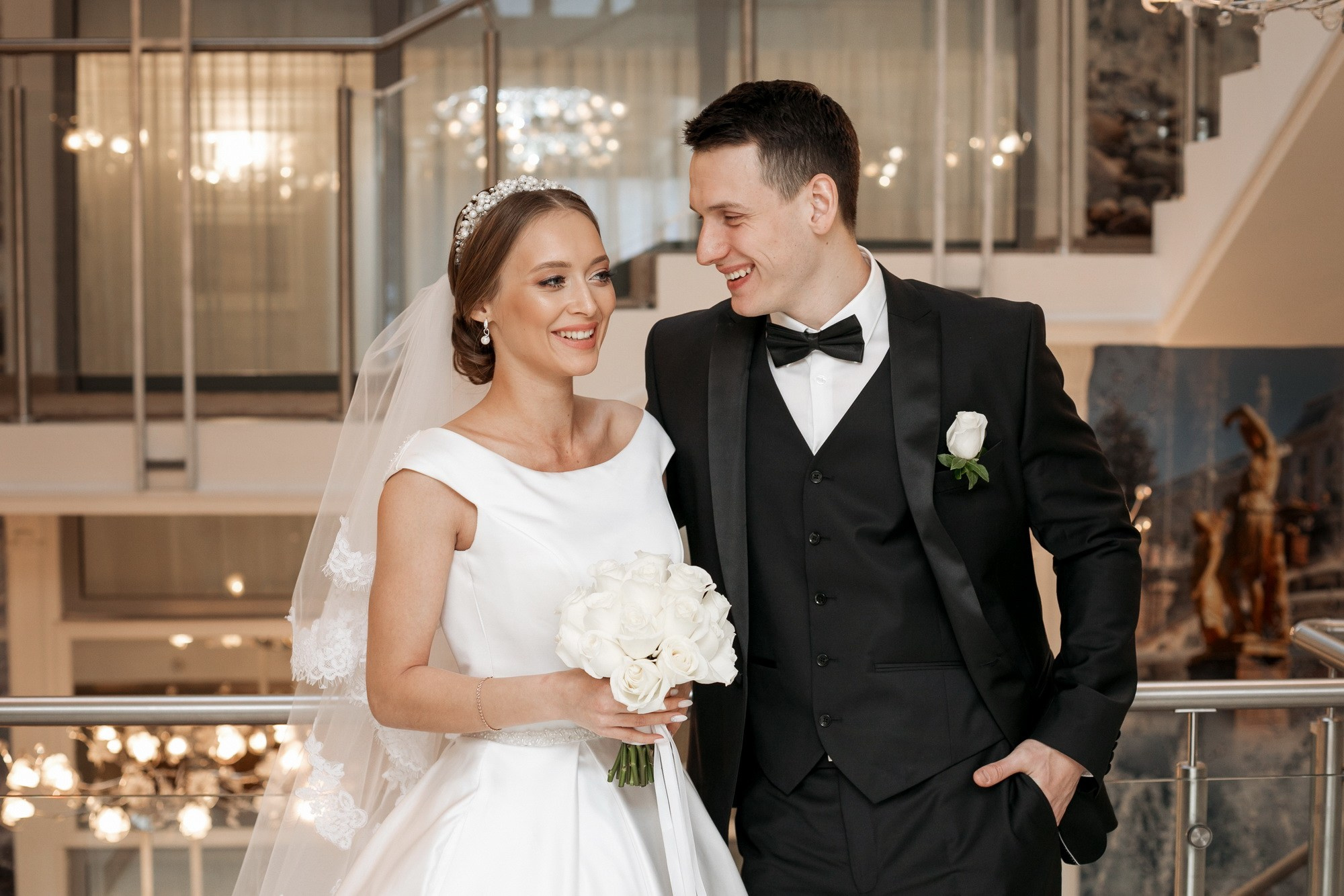 Свадьба с огоньком. Фотограф крещение венчание в Петербурге! Помогает подобрать храм и посоветовал душевного батюшку в СПб