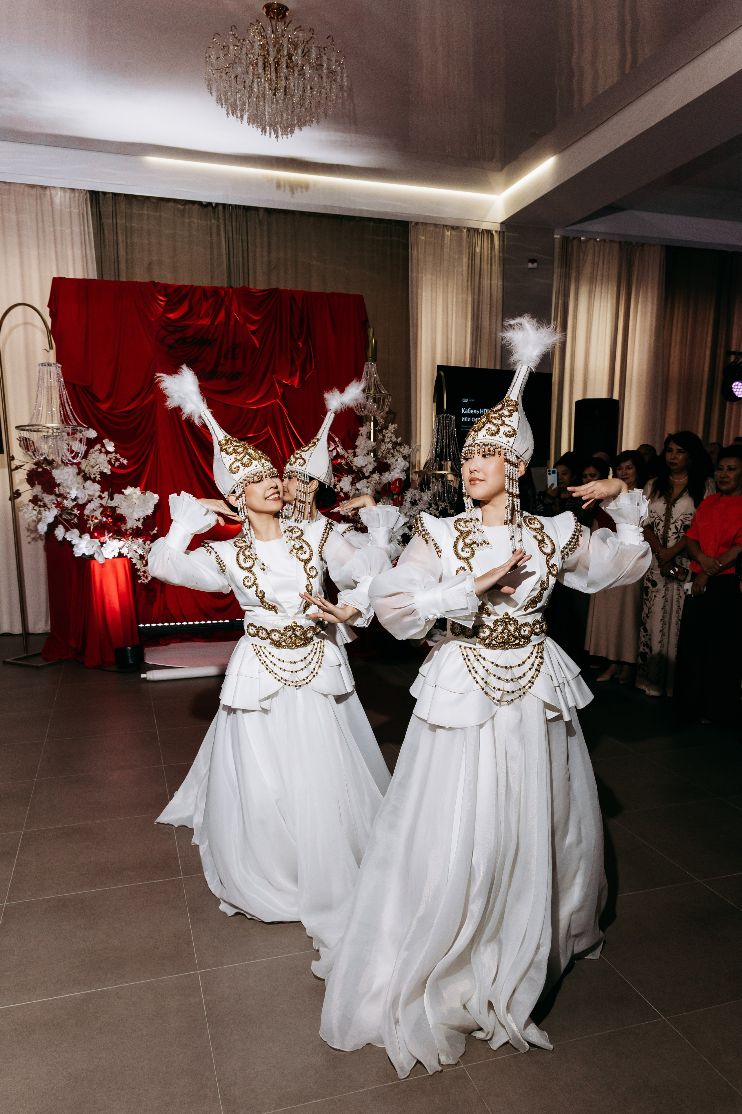 Ерлан и Сабина. Фотограф в Омске Валерия Крячко