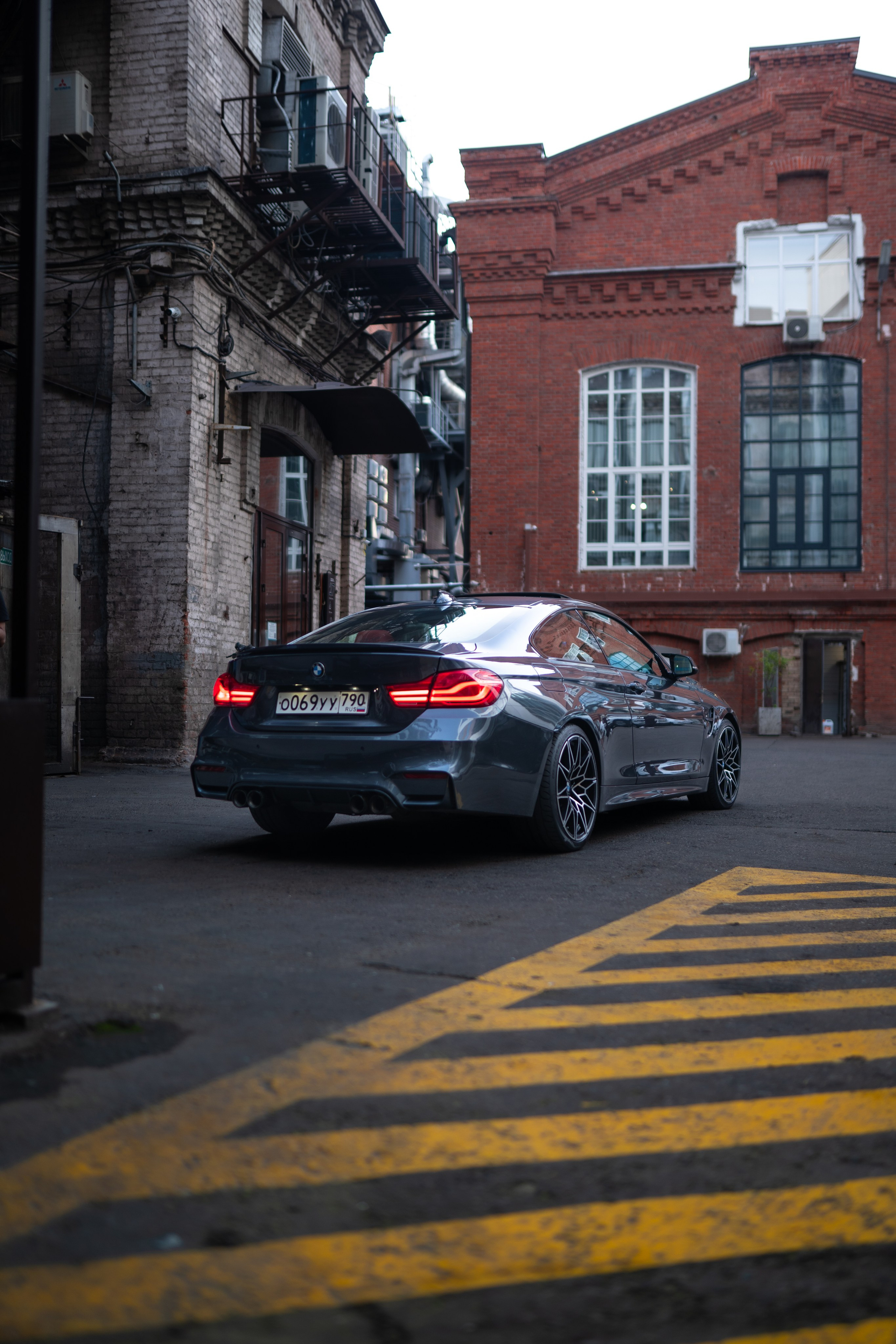 BMW 4-series. Mirllaev