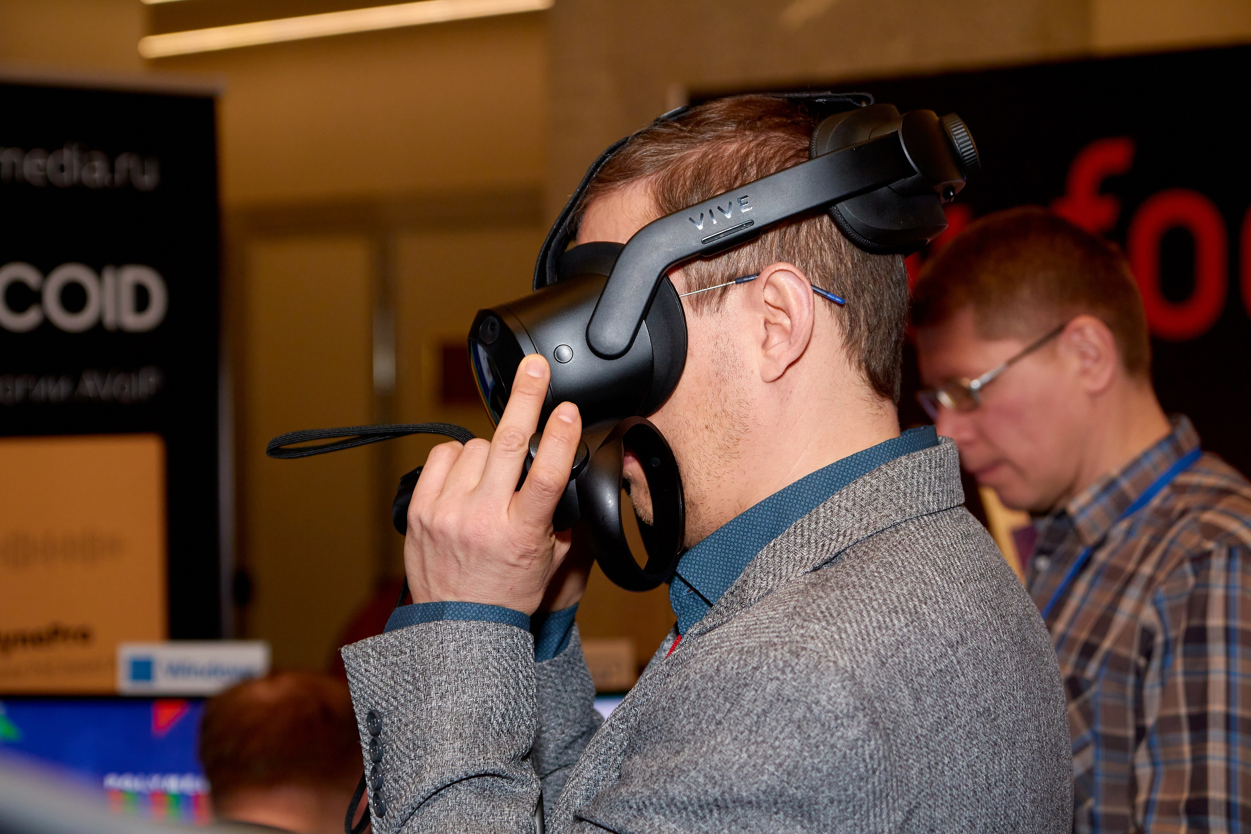 AV Focus XVII Всероссийский Профи форум для proAV и IT специалистов. Предметный и репортажный фотограф Алексей Кротов