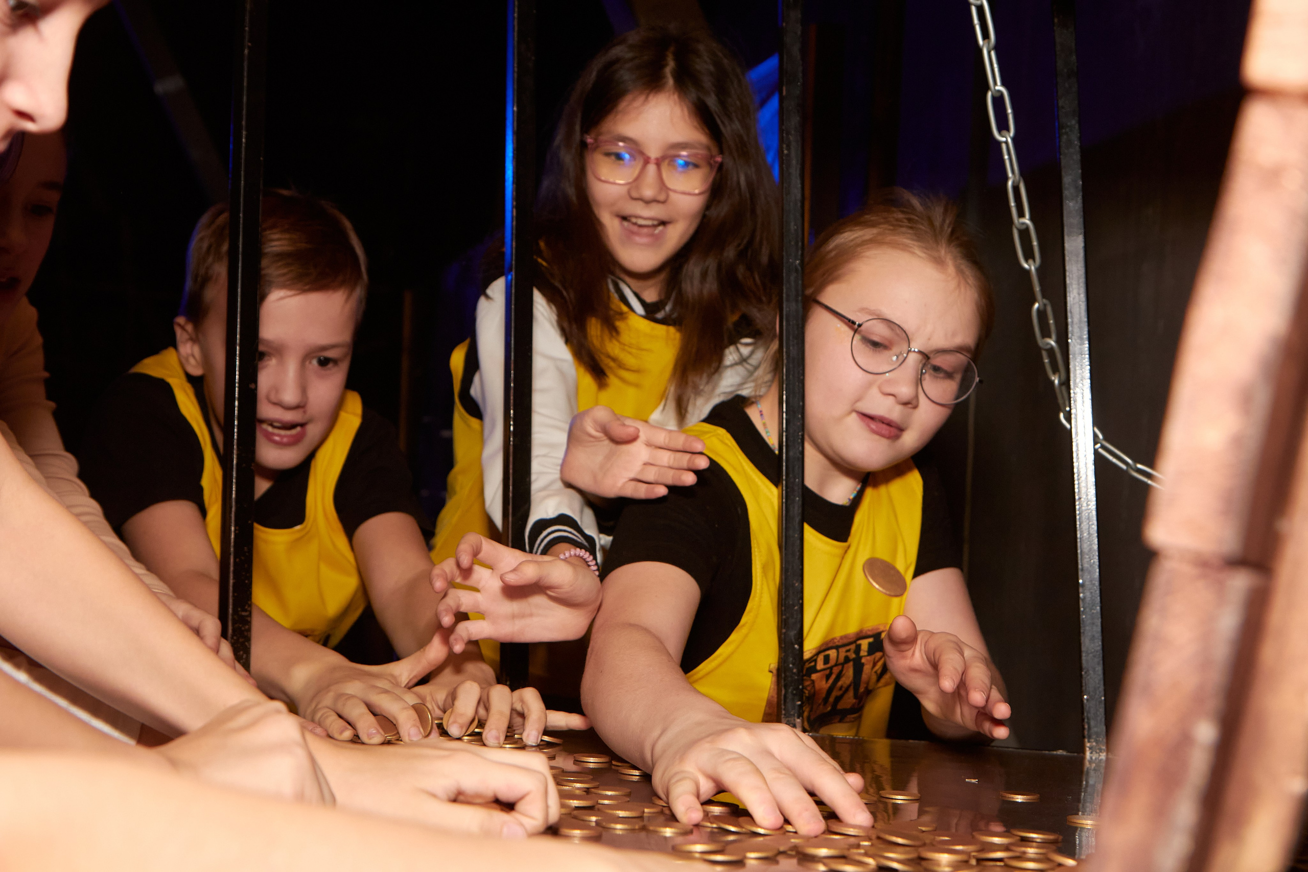 Фотосъёмка квестов и квест-шоу. Предметный и репортажный фотограф Алексей Кротов