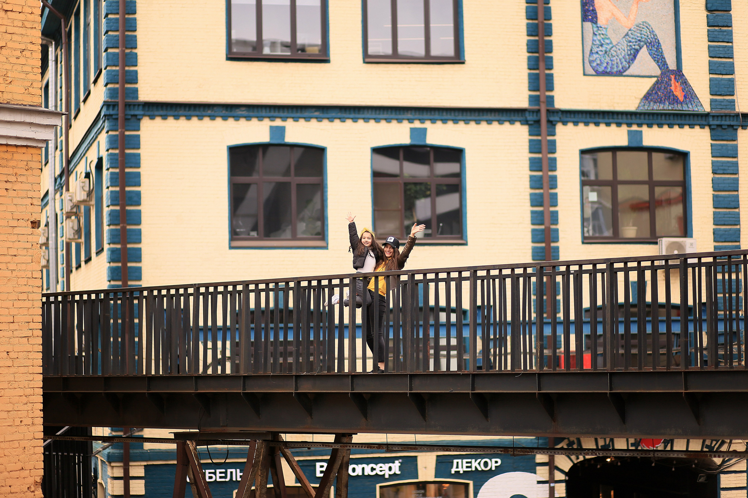 Яна и Лера — крутые девчонки. Фотограф Москва Лара Чайка