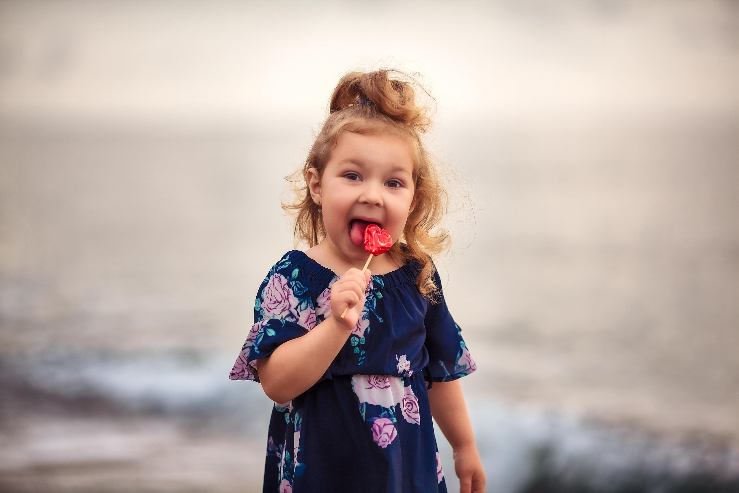 Александр, Валерия, Соня и Белла. Семейная прогулка на закате. Детский, семейный фотограф в Южно-Сахалинске, Невельске и Холмске