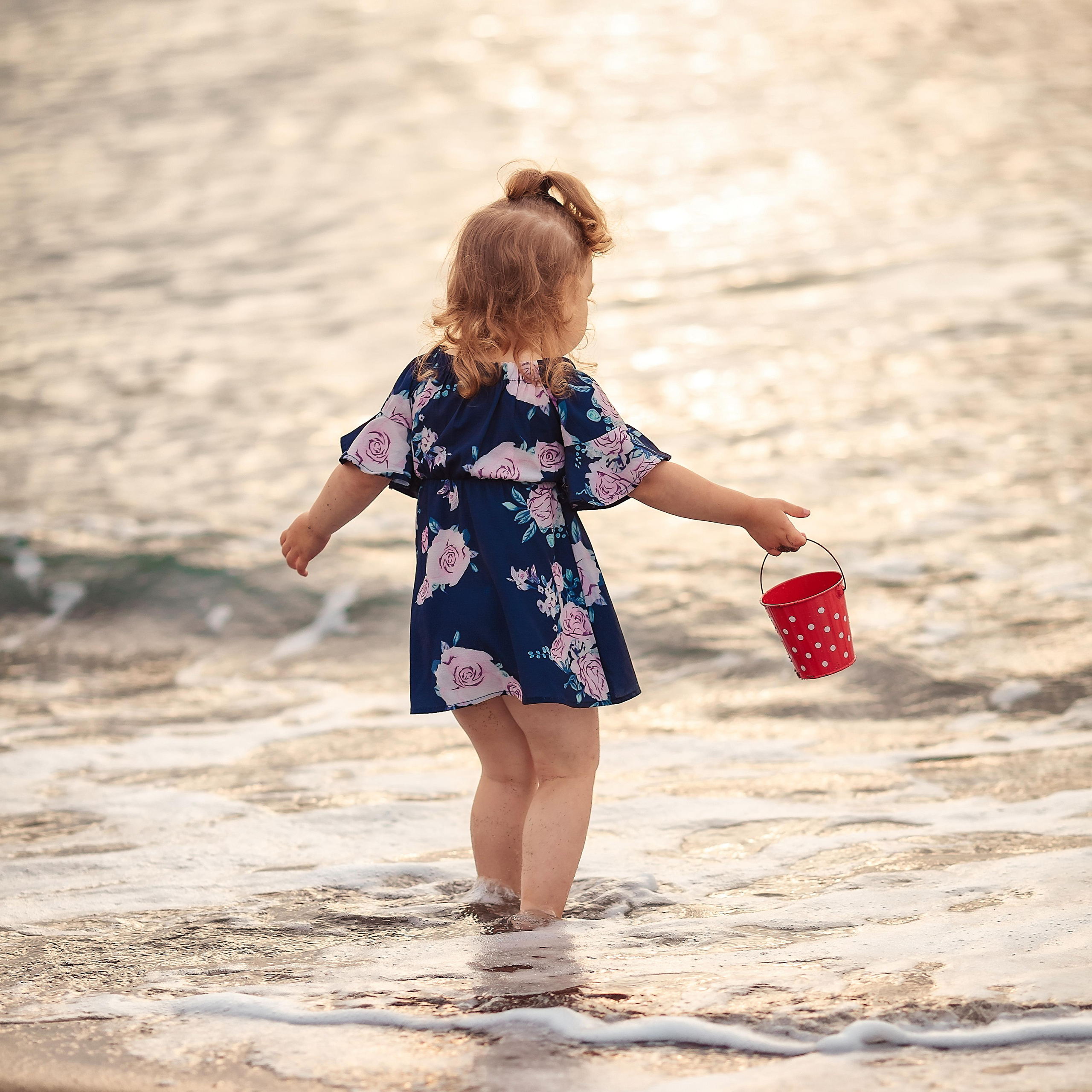 Александр, Валерия, Соня и Белла. Семейная прогулка на закате. Детский, семейный фотограф в Южно-Сахалинске, Невельске и Холмске