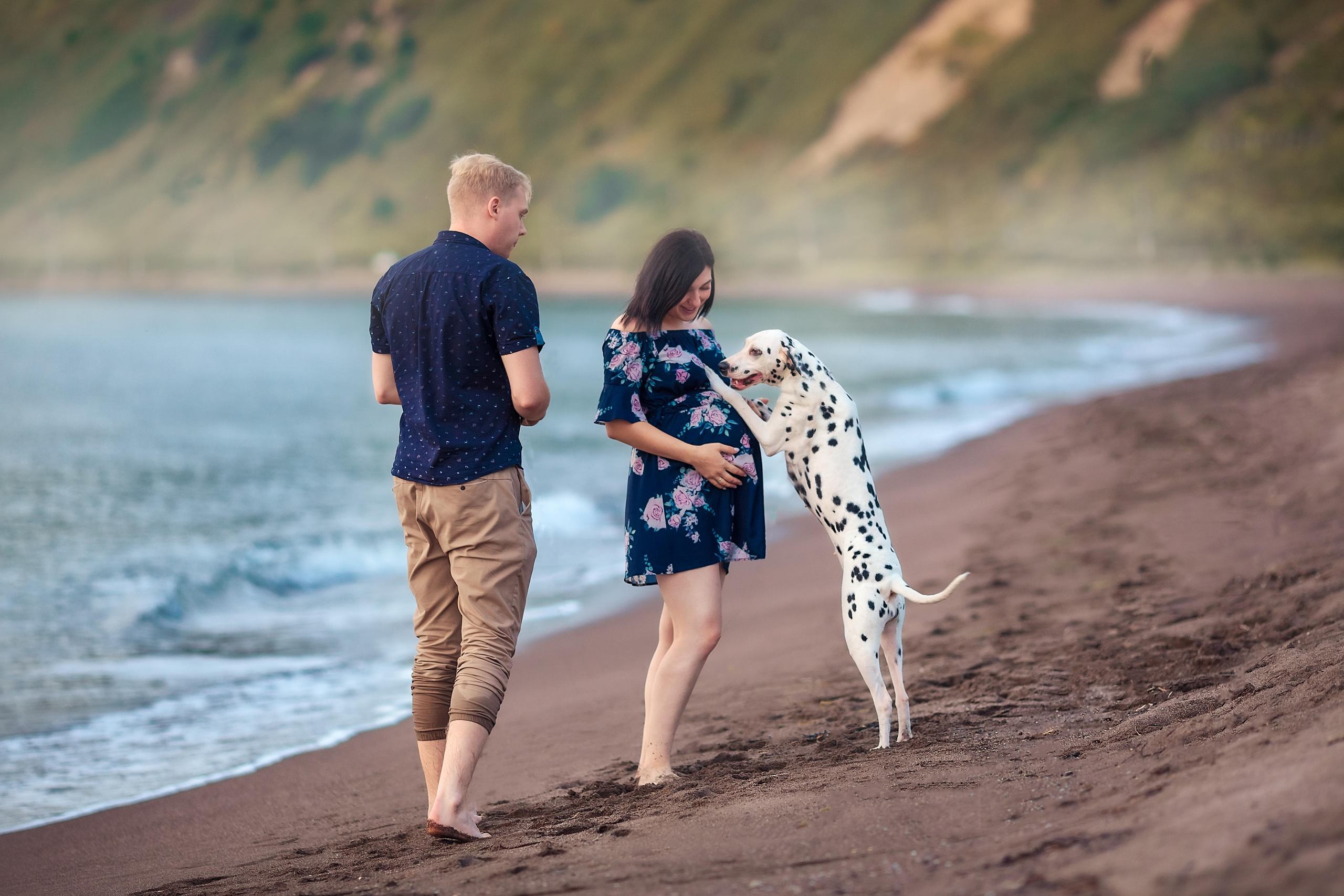 Александр, Валерия, Соня и Белла. Семейная прогулка на закате. Детский, семейный фотограф в Южно-Сахалинске, Невельске и Холмске