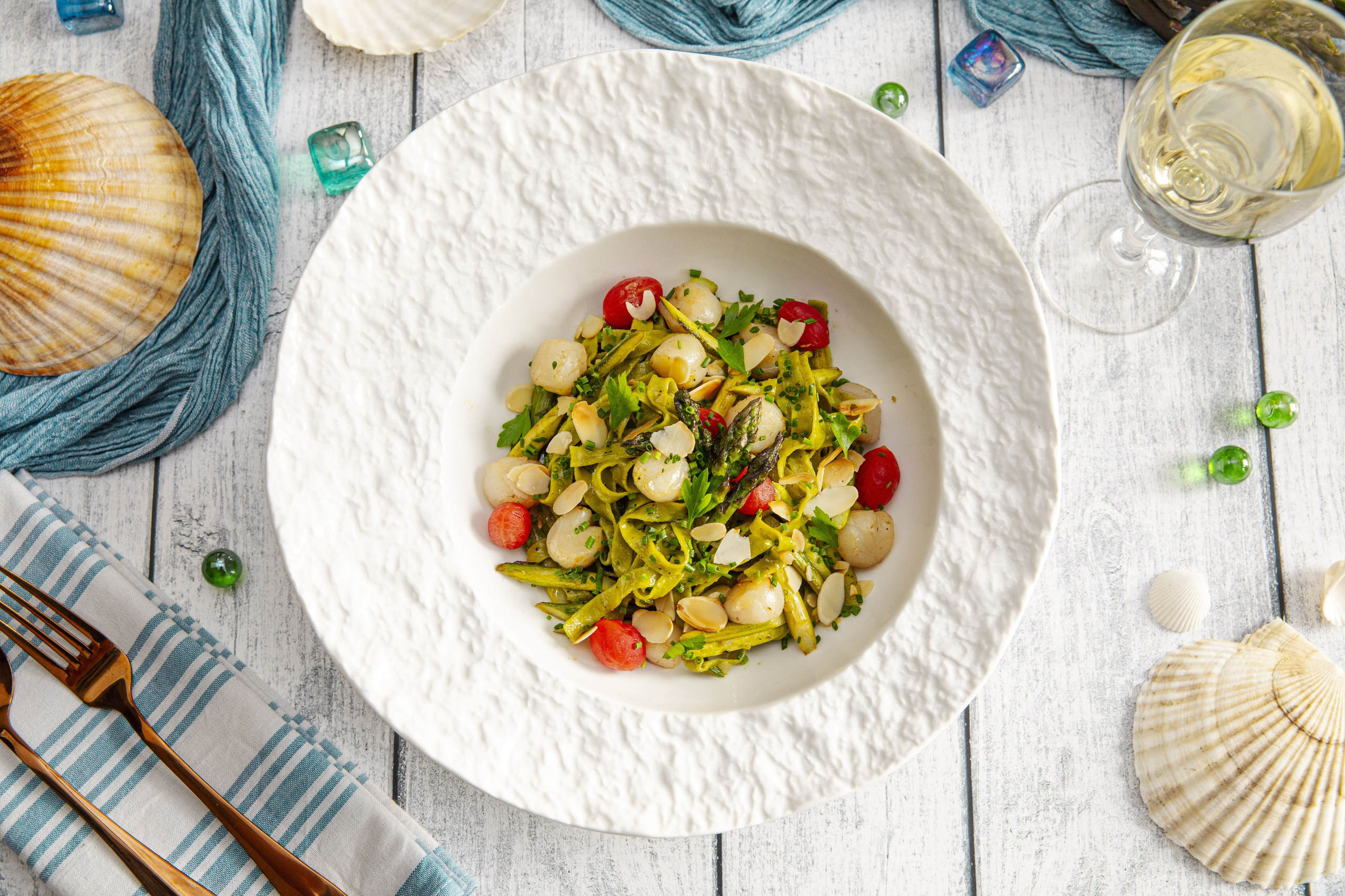 Художественная съёмка блюд с участием фуд-стилиста. Фуд-фотограф Илья Милоданов съемка в Москве и Московской области