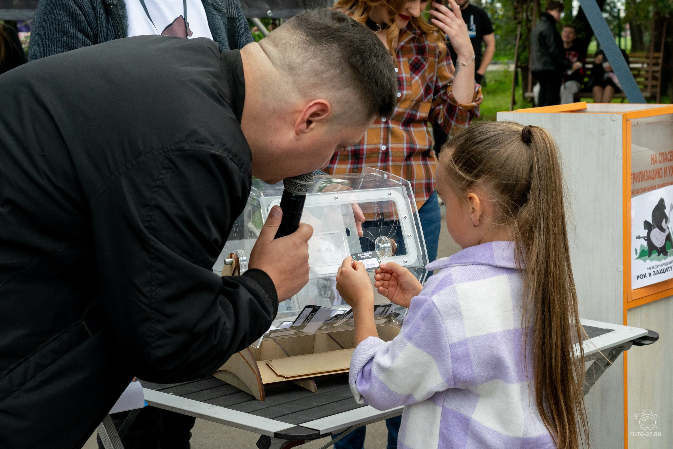Антон Курдюмов фотограф в Хабаровске Рина Курдюмова фото27 foto27 Антон Дорофеев репортажный репортаж документалист Тони и Рина фотосоздатели Международный фестиваль Рок в защиту животных Хабаровск