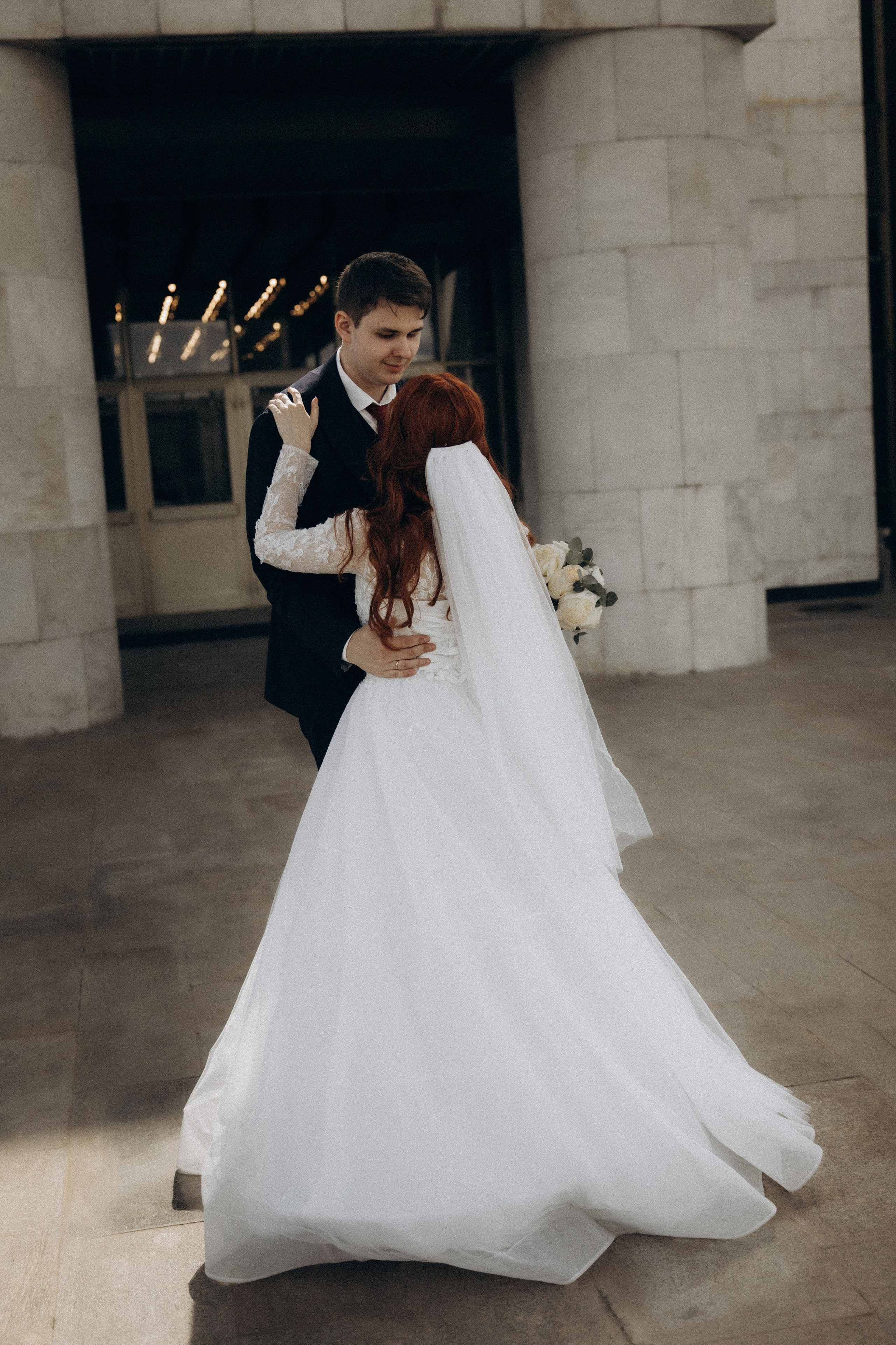 Фотосессия свадьбы Ивана и Александры в парке Горки Ленинские