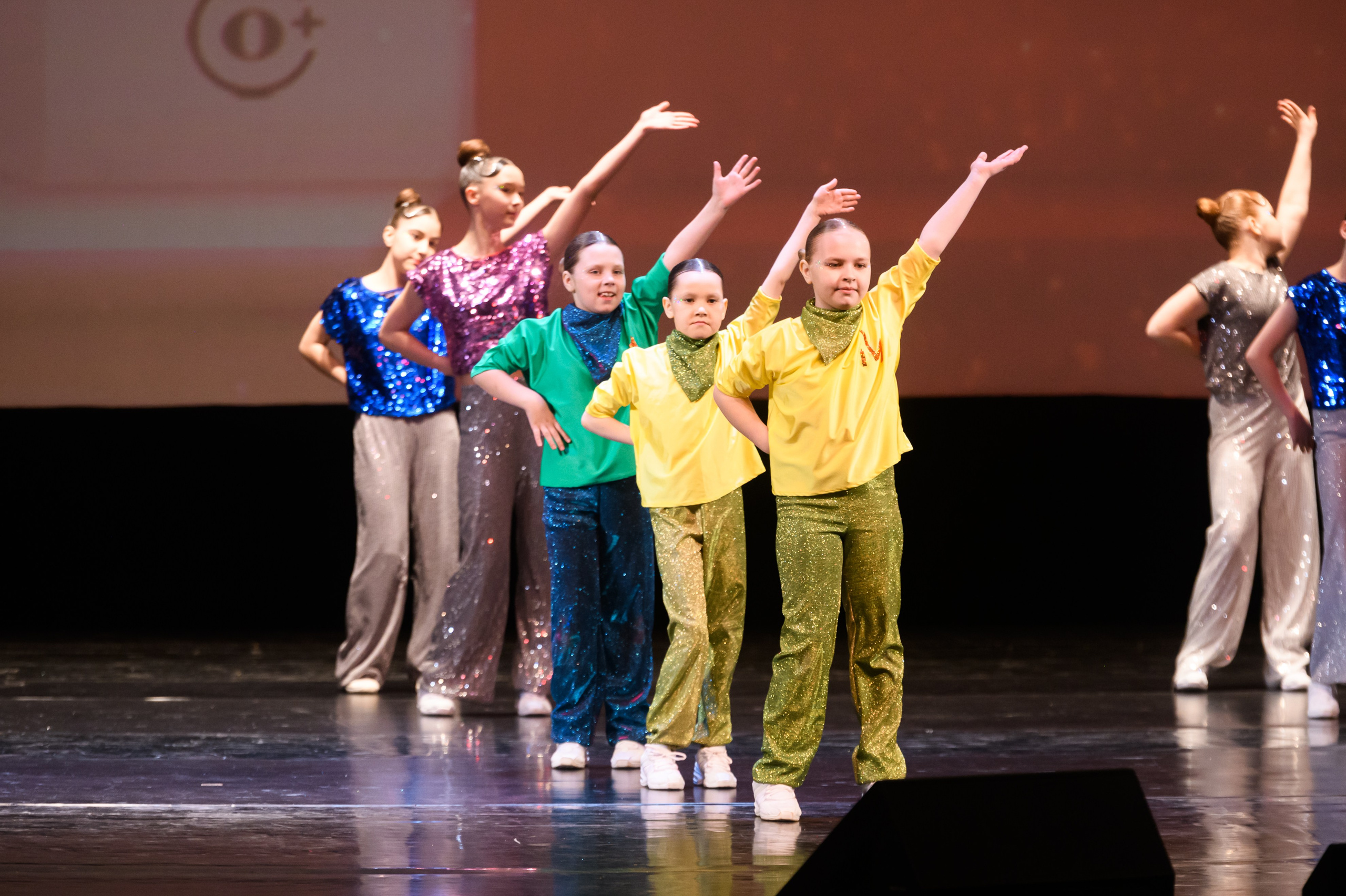 23 апреля, часть 1, БКЗ Октябрьский, г. Санкт-Петербург. Золотое яблочко