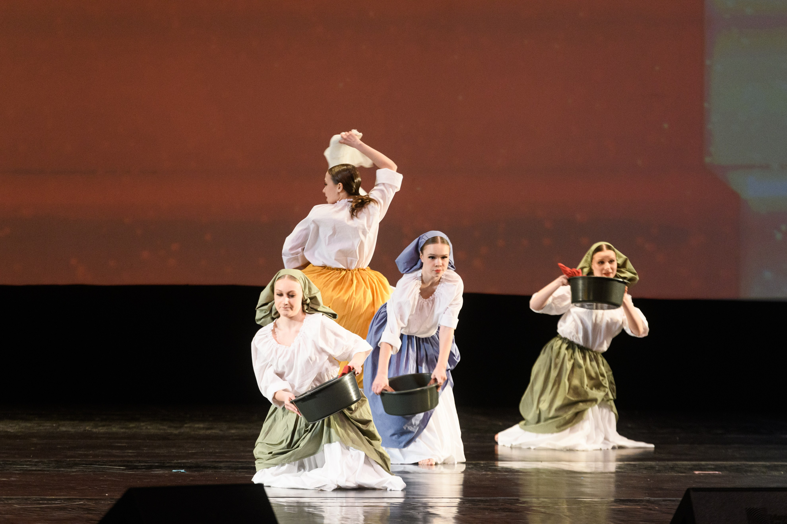 23 апреля, часть 1, БКЗ Октябрьский, г. Санкт-Петербург. Золотое яблочко