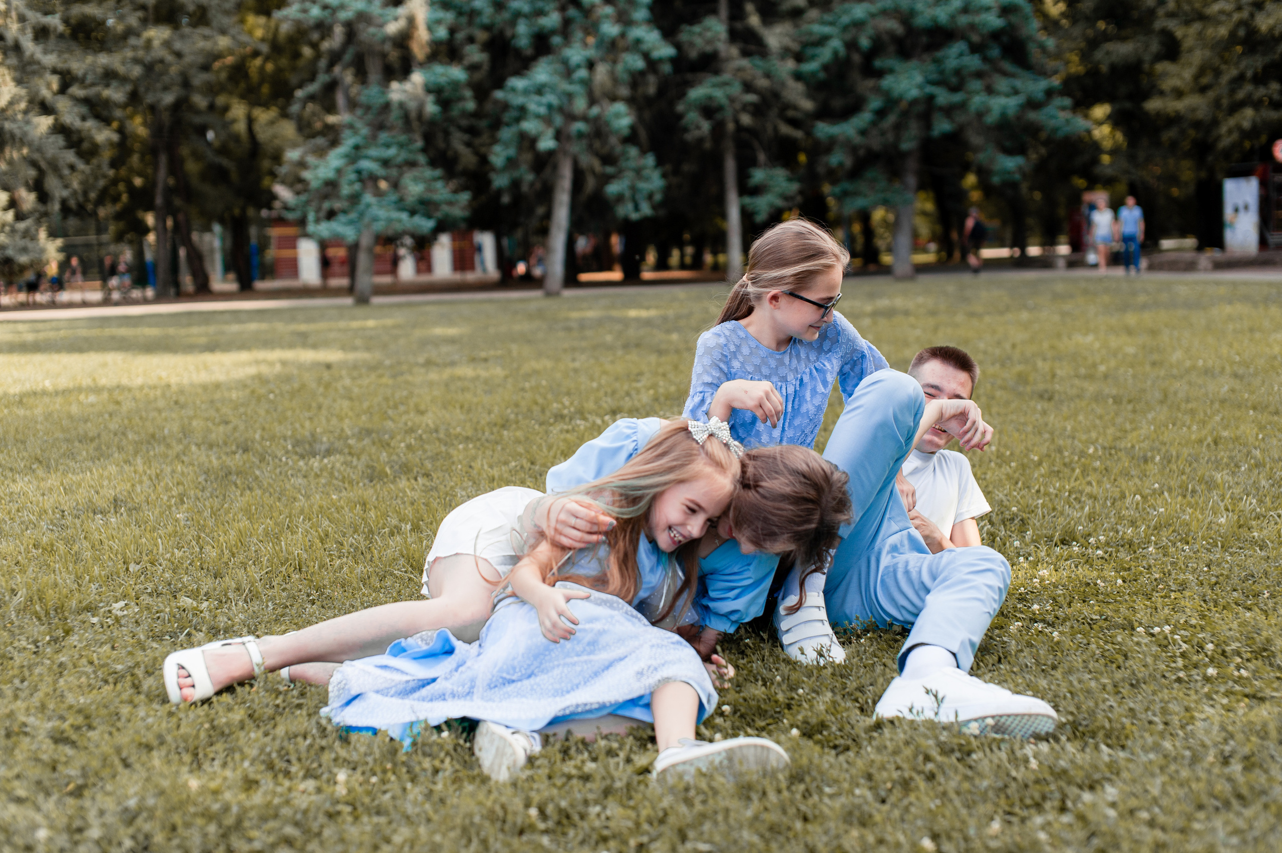 От мала до велика. Семейная фотосессия в парке