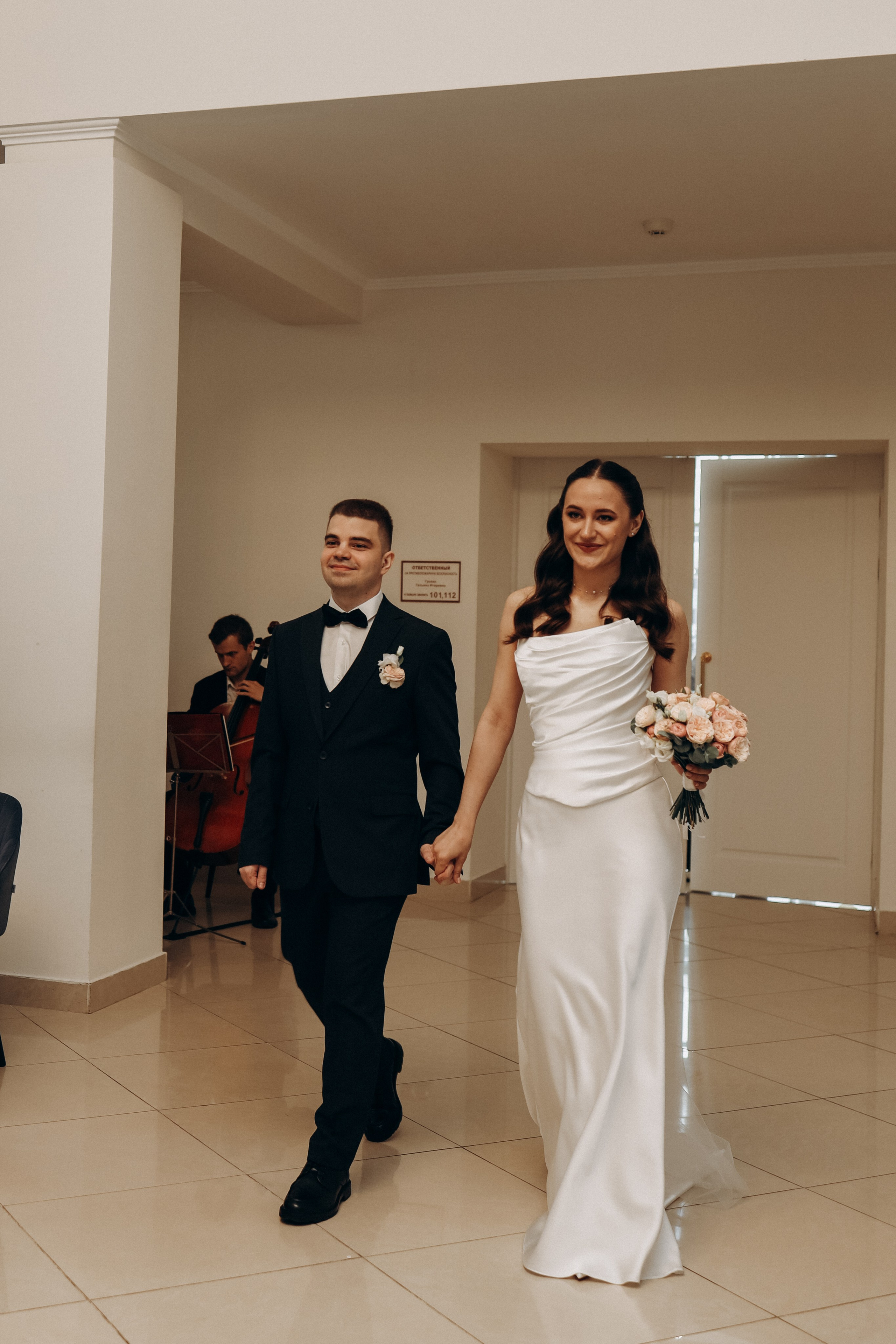 К&П. ЗАГС ВДНХ + прогулка. Диана Чечель. Свадебный и семейный фотограф в Москве