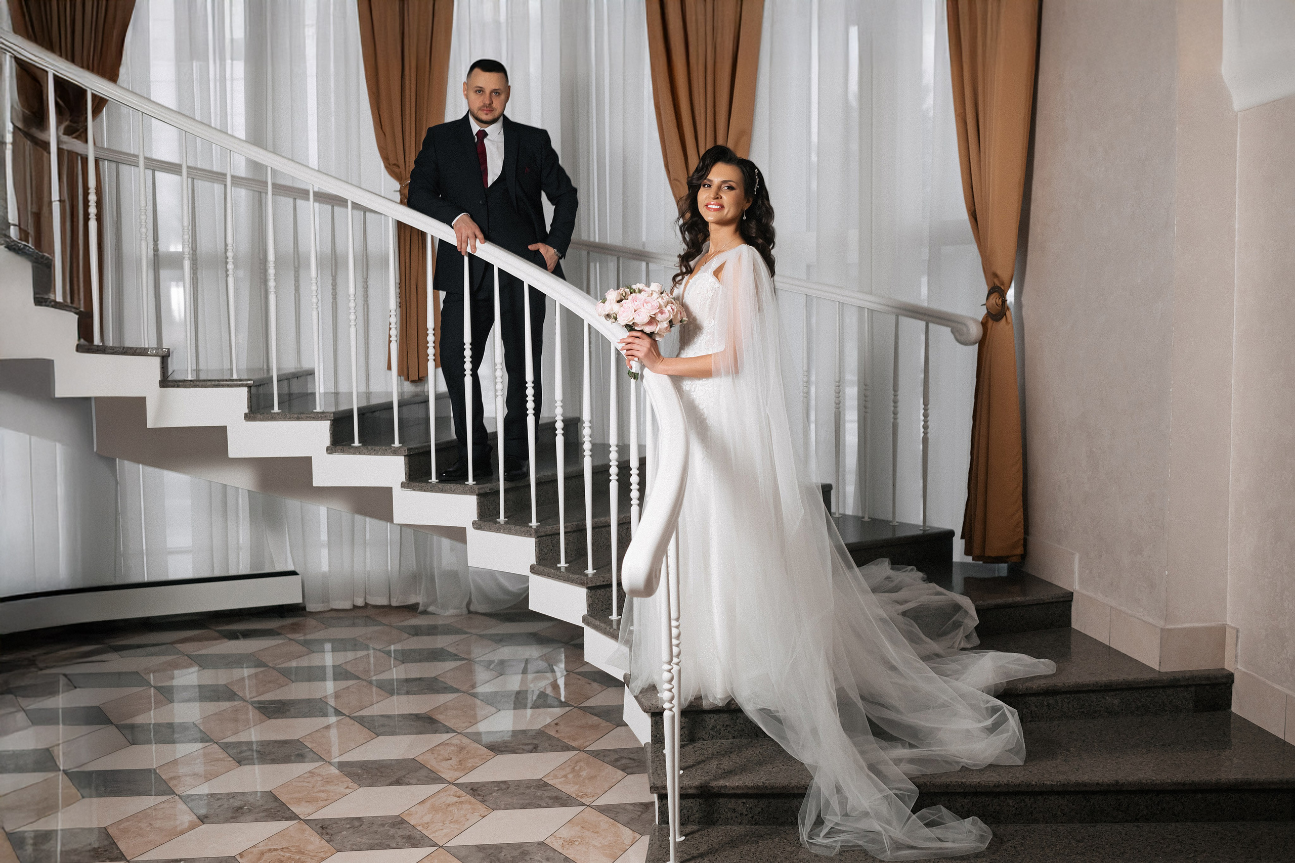 Свадебный фотограф Новосибирск по доступной цене