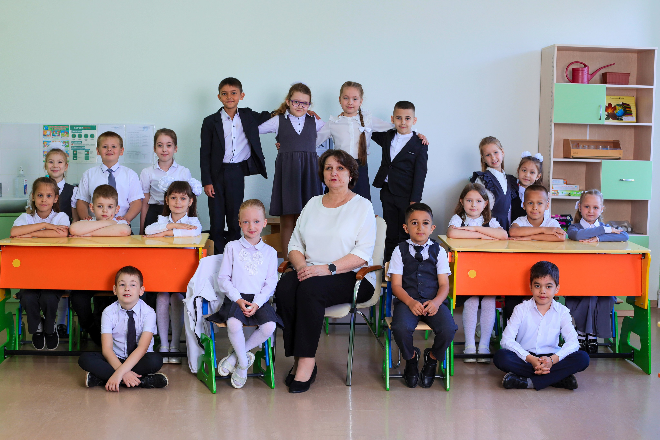 Фотосет 1-4 класс. Выпускные альбомы в Таганроге и Ростовской Области