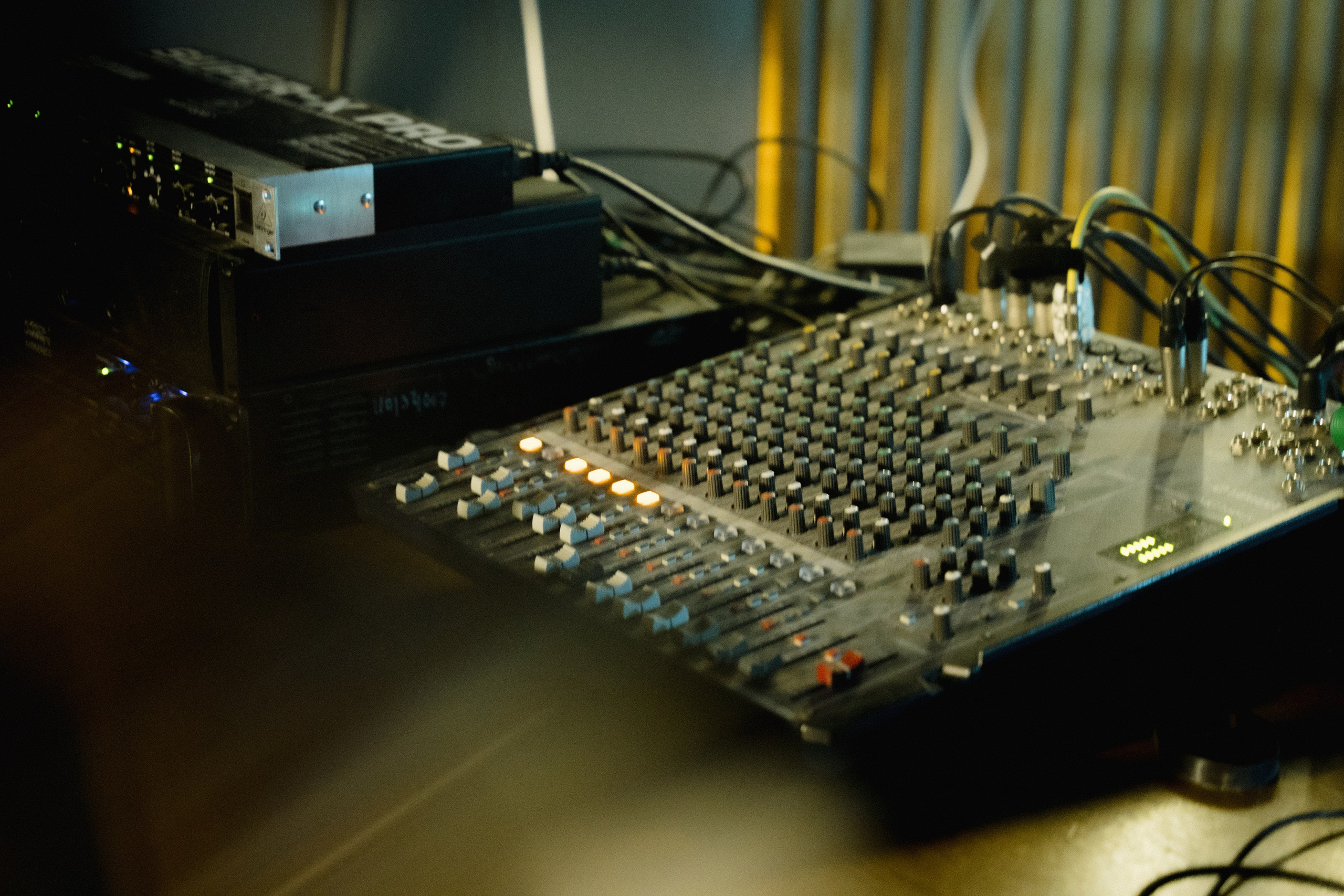 <МЕТАЛЛОМАНИЯ: VOL3>//31.01.2025 во FLAT209. Портретный фотограф в Смоленске и Москве Мария Громова