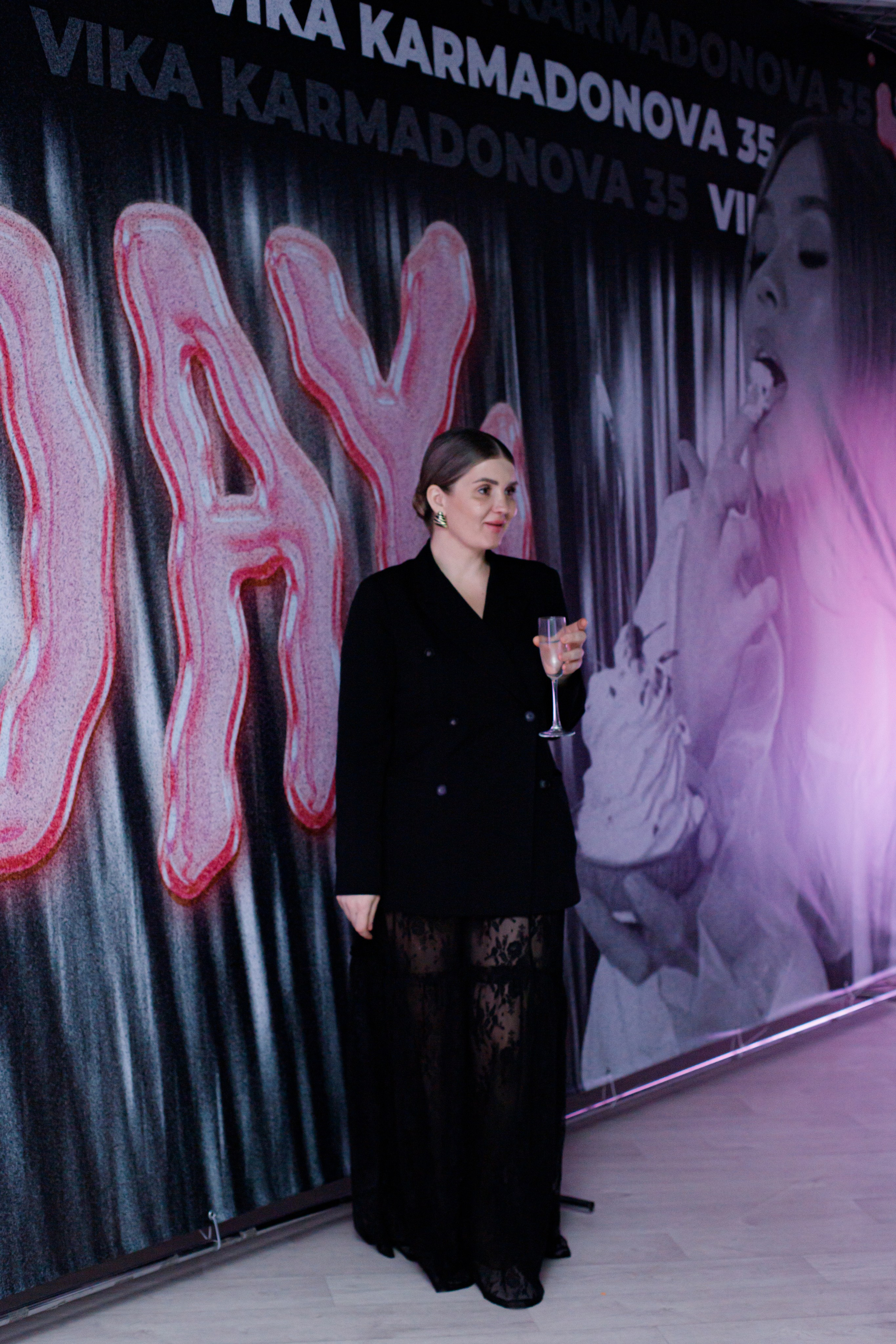 VIKA KARMADONOVA. Photokarish