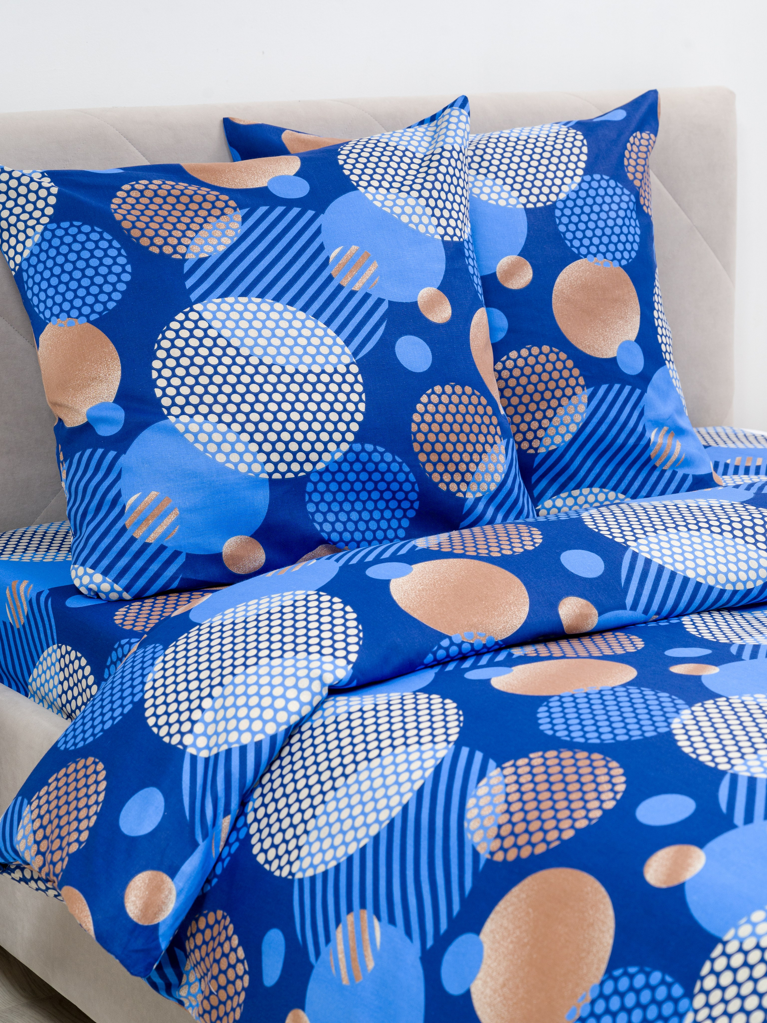 Съемка в студии «Изюм». Фотограф для маркетплейсов в г. Иваново Клещенок Юлия