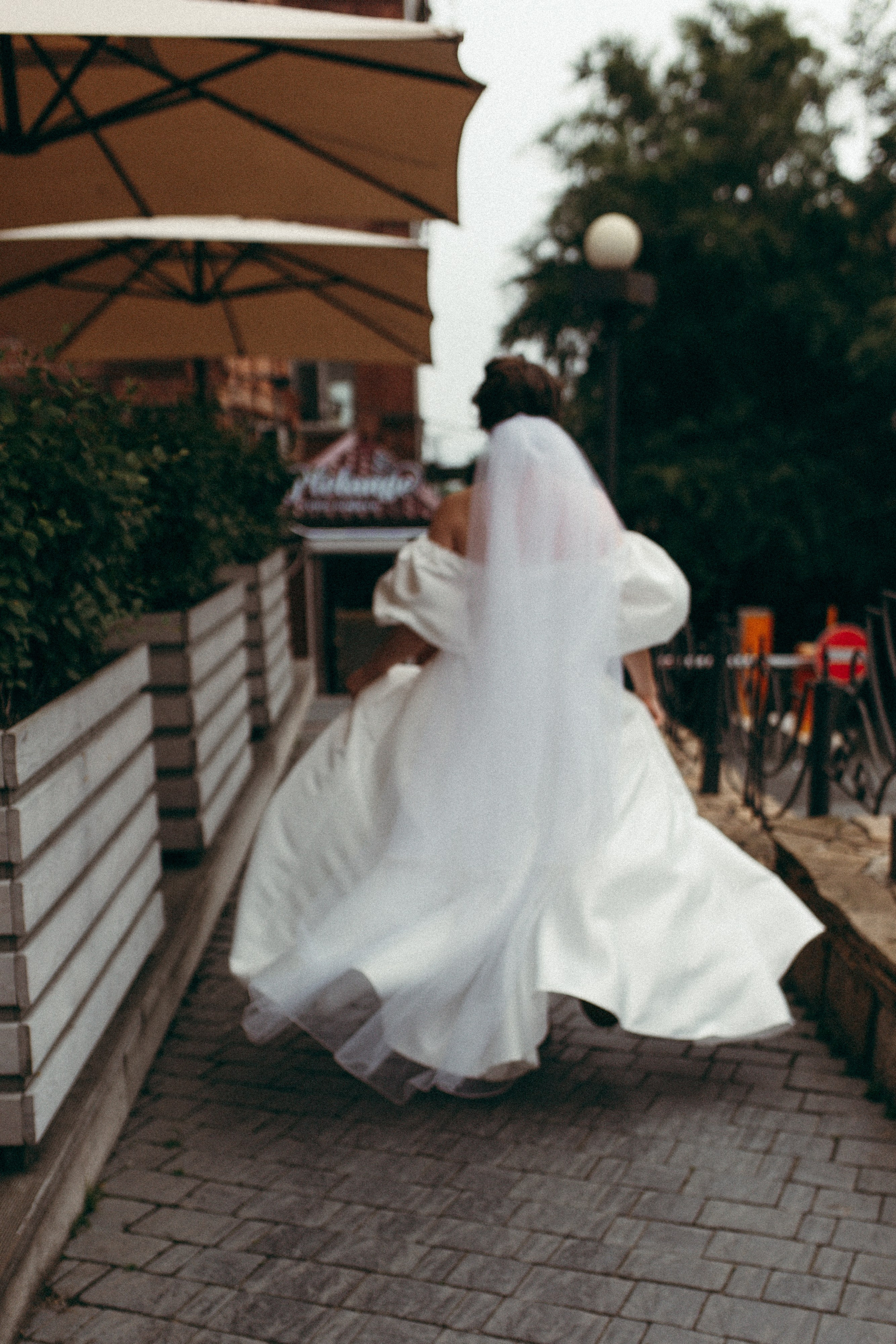 Одни в старом городе. Фотограф Маргарита Беспалова