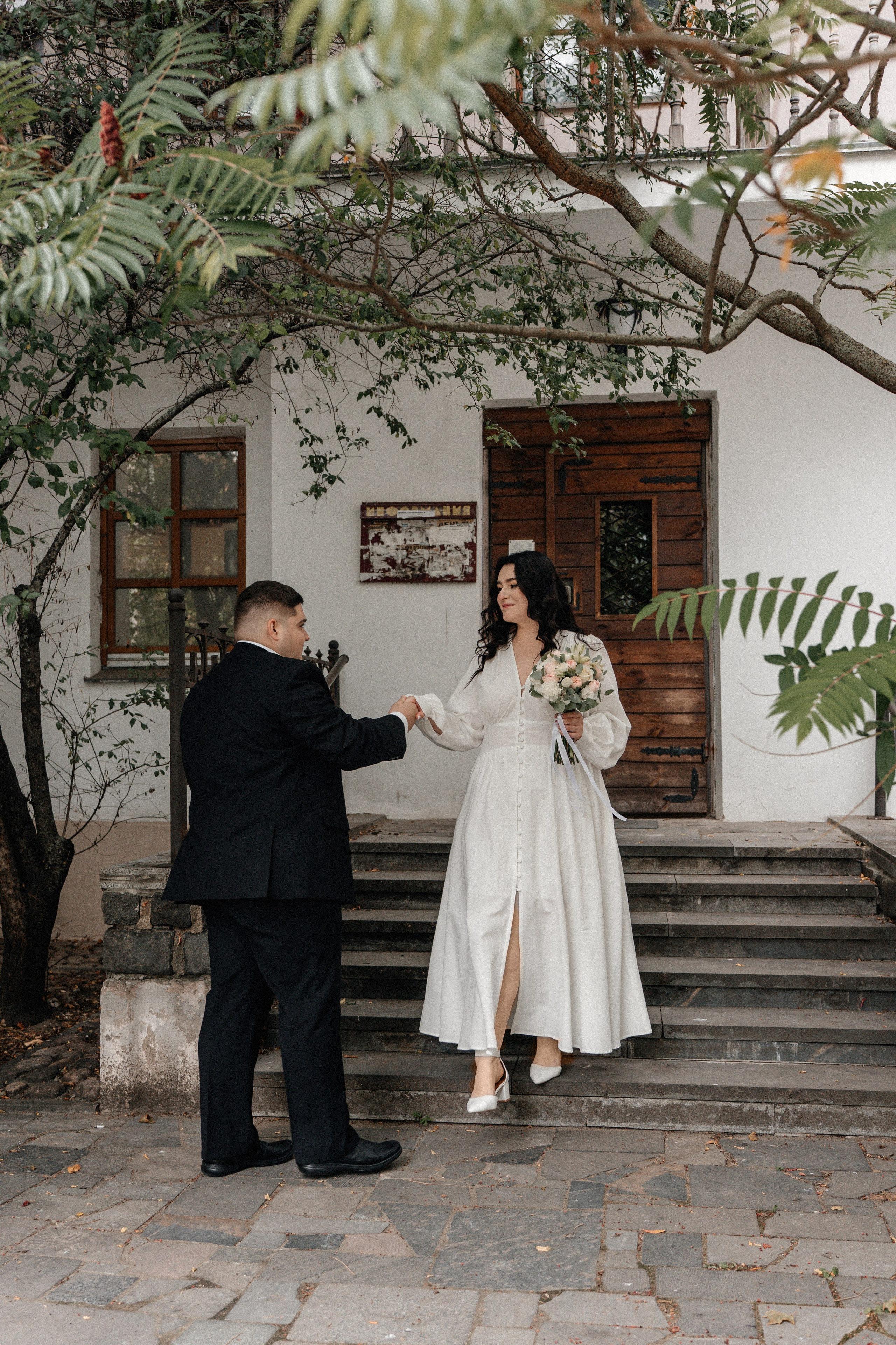 Юля и Дима прогулка в Троицком предместье. Ваш семейный фотограф в Минске — Вика Трегубова