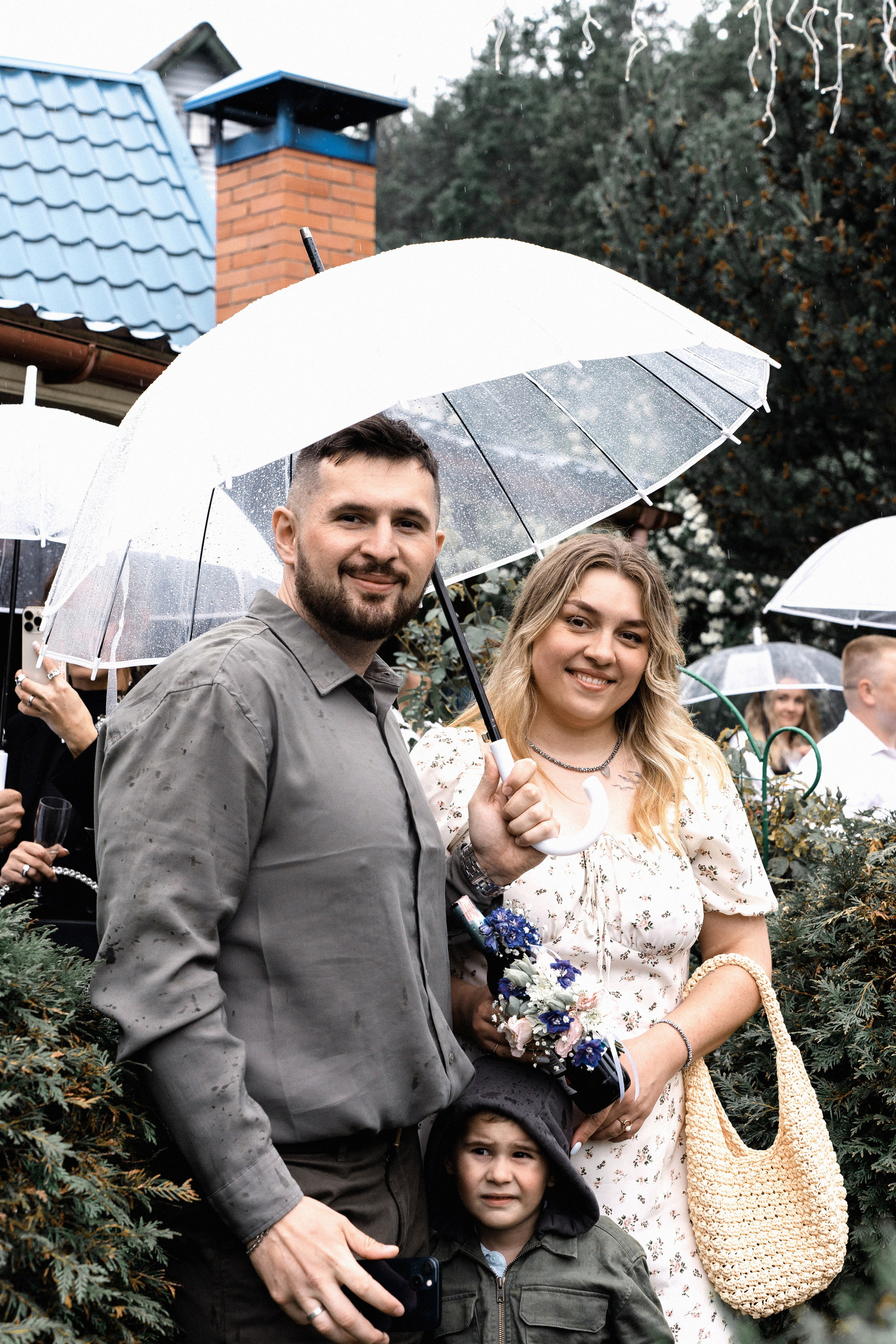 Утро невесты и торжественная церемония: праздничная фотосессия. Ваш семейный фотограф в Минске — Вика Трегубова