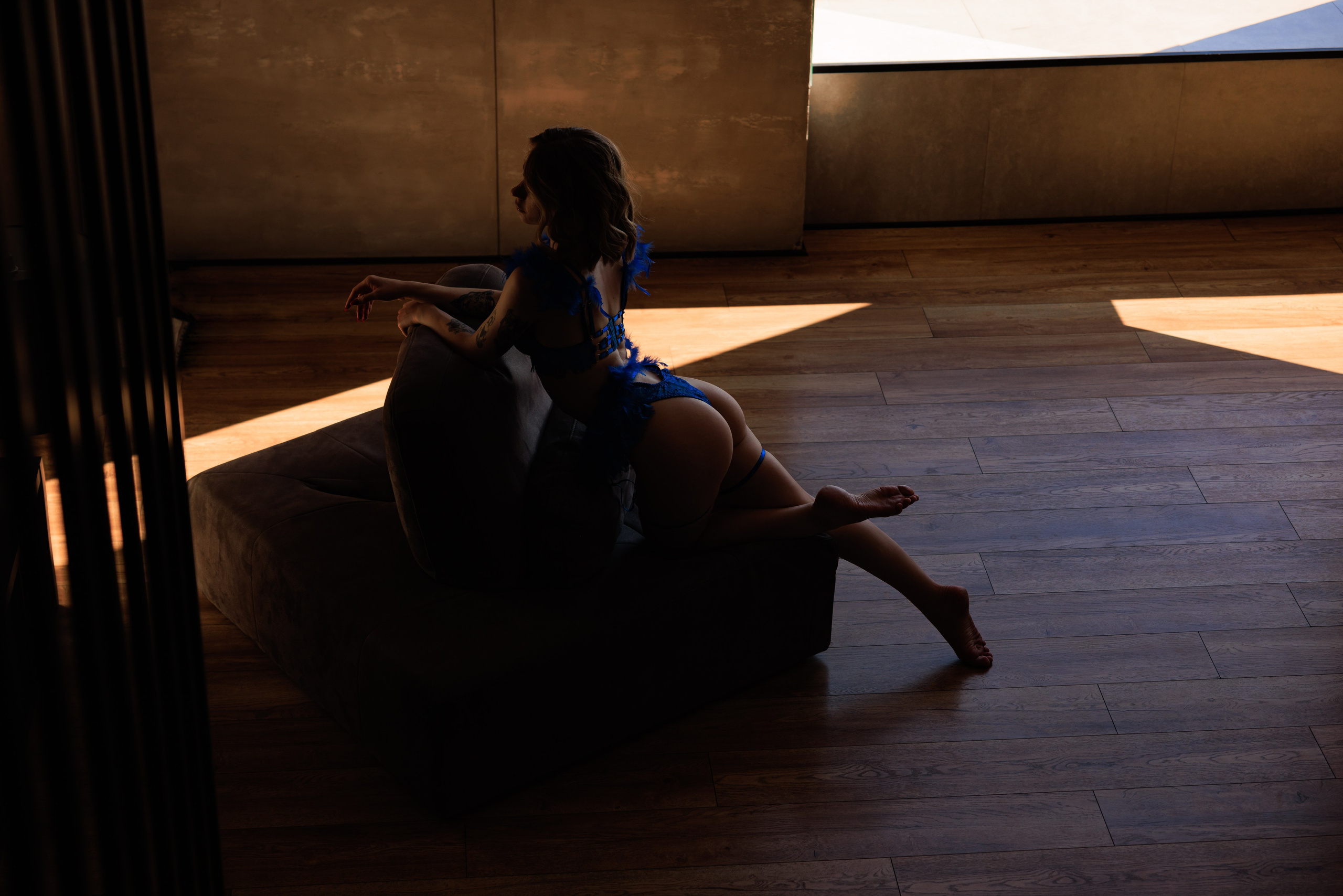 В БЕЛЬЕ. Фотограф Надежда Заломаева