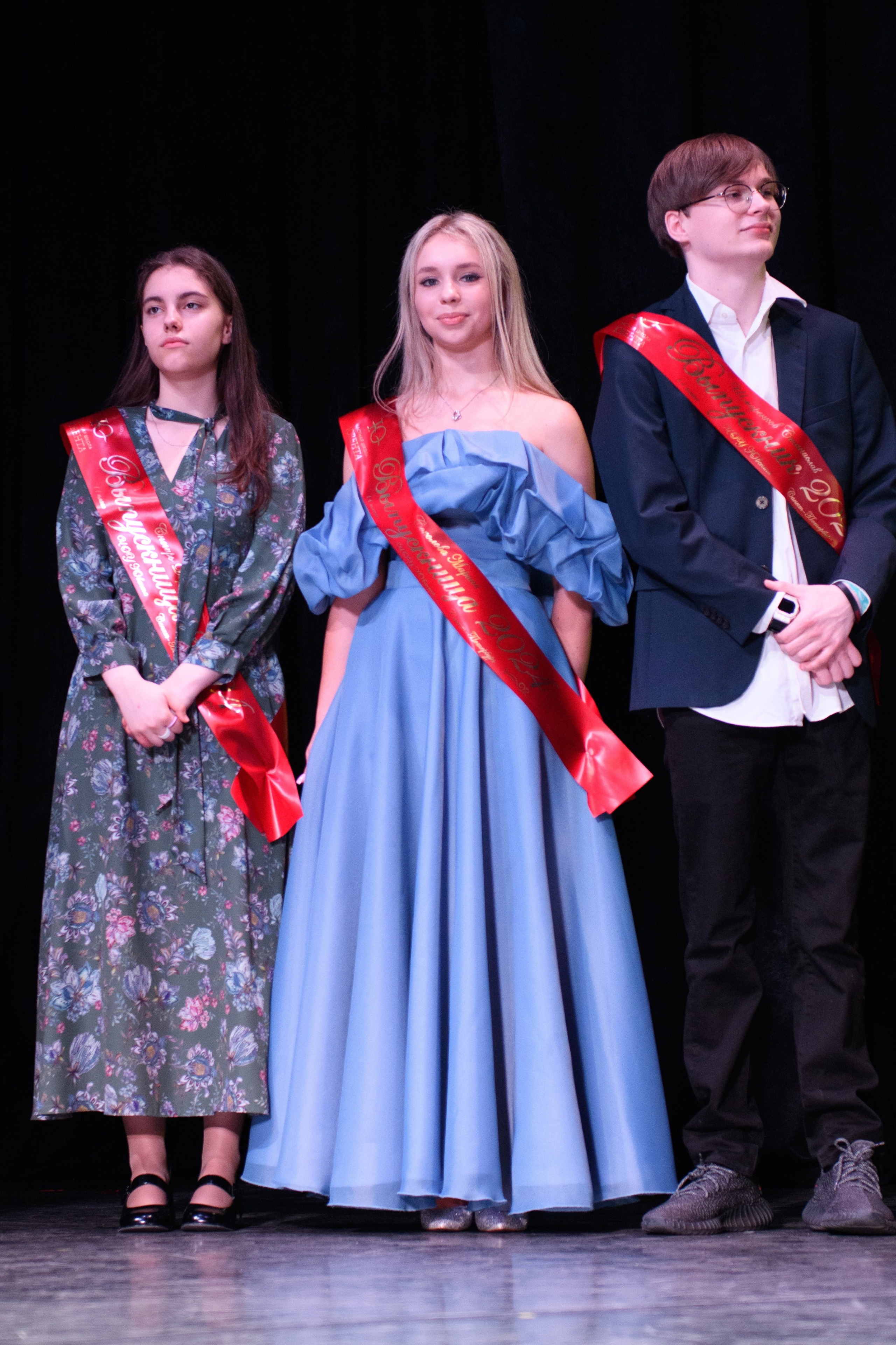 Фотосъёмка торжественного вечера выпускников. Организация и проведение фотосъемок в Санкт-Петербурге. Фотограф Смирягин Илья