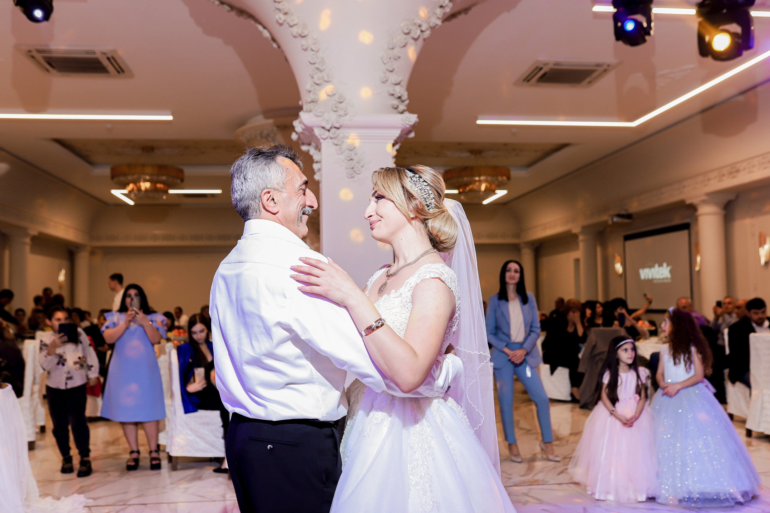 МЕЛИК И АННУШКА. Свадебный и семейный фотограф в Сочи Анастасия Мальцева