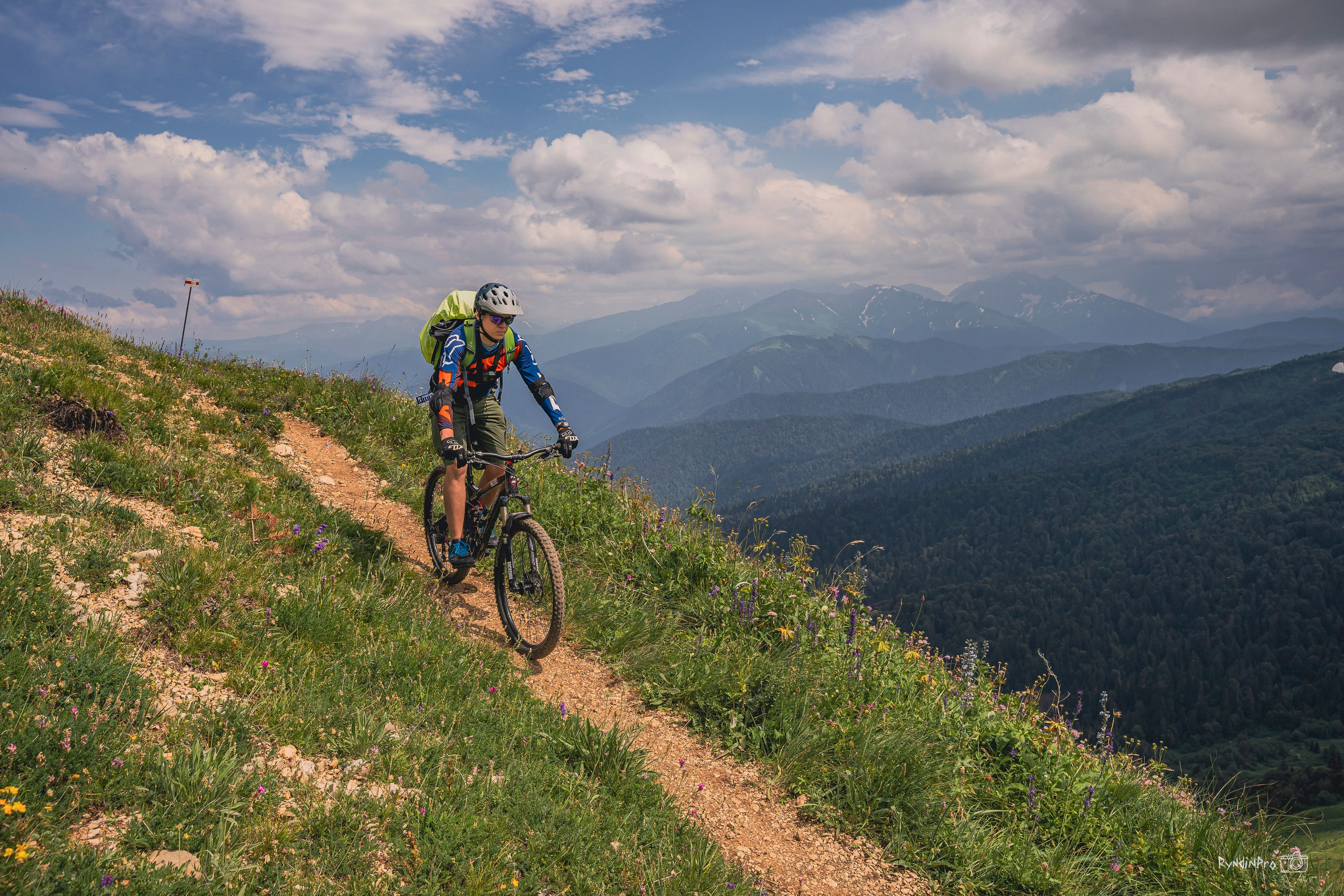Велотур Велотридцатка 13 июля 2024 Ковальтур. Репортажный фотограф в Краснодаре Рындин Дмитрий