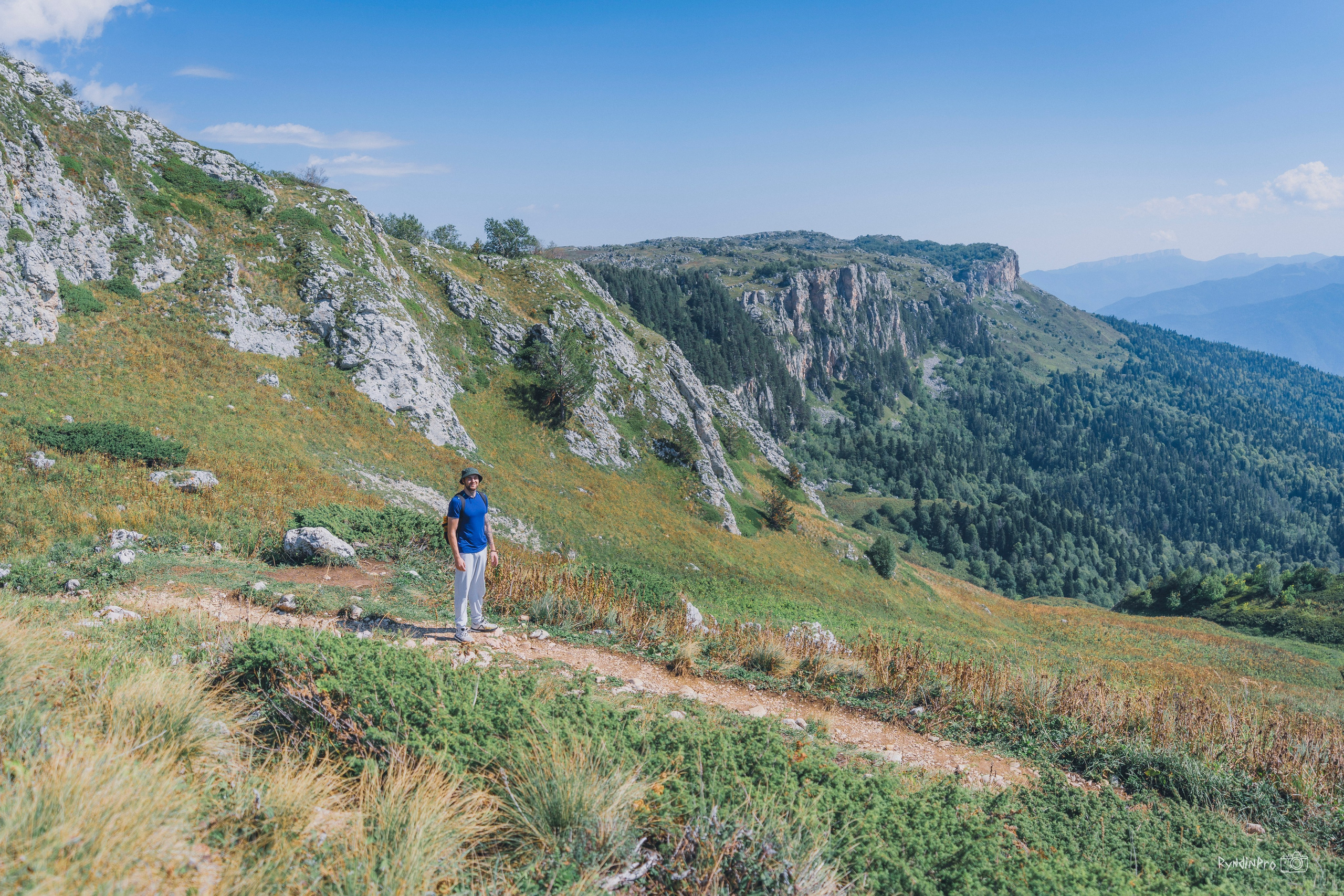 Поход на Оштен с командой Мадьяр 10.09.24. Репортажный фотограф в Краснодаре Рындин Дмитрий