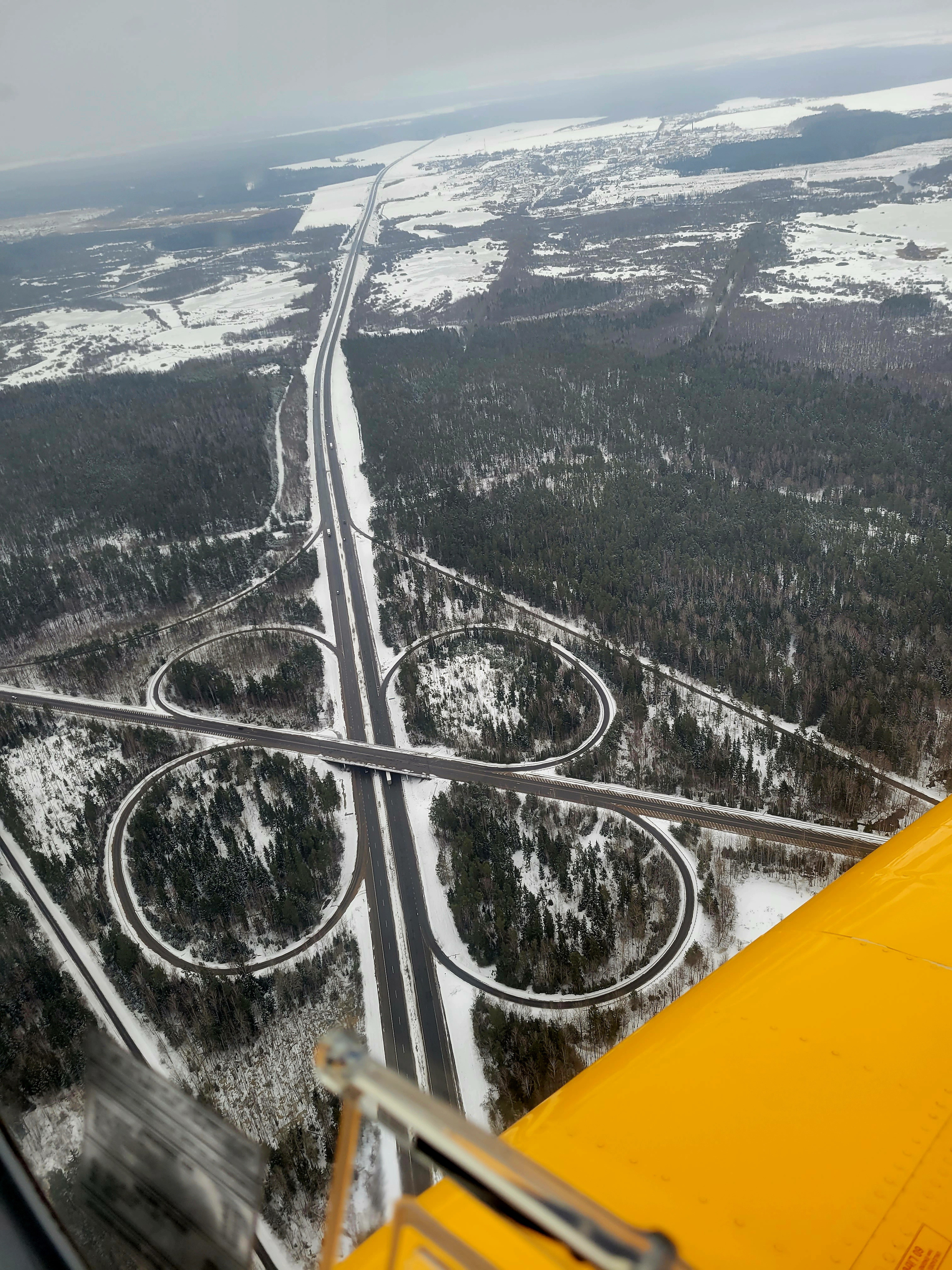 Развязка трассы на Москву и на Березину. Вот по ней и отправились домой.