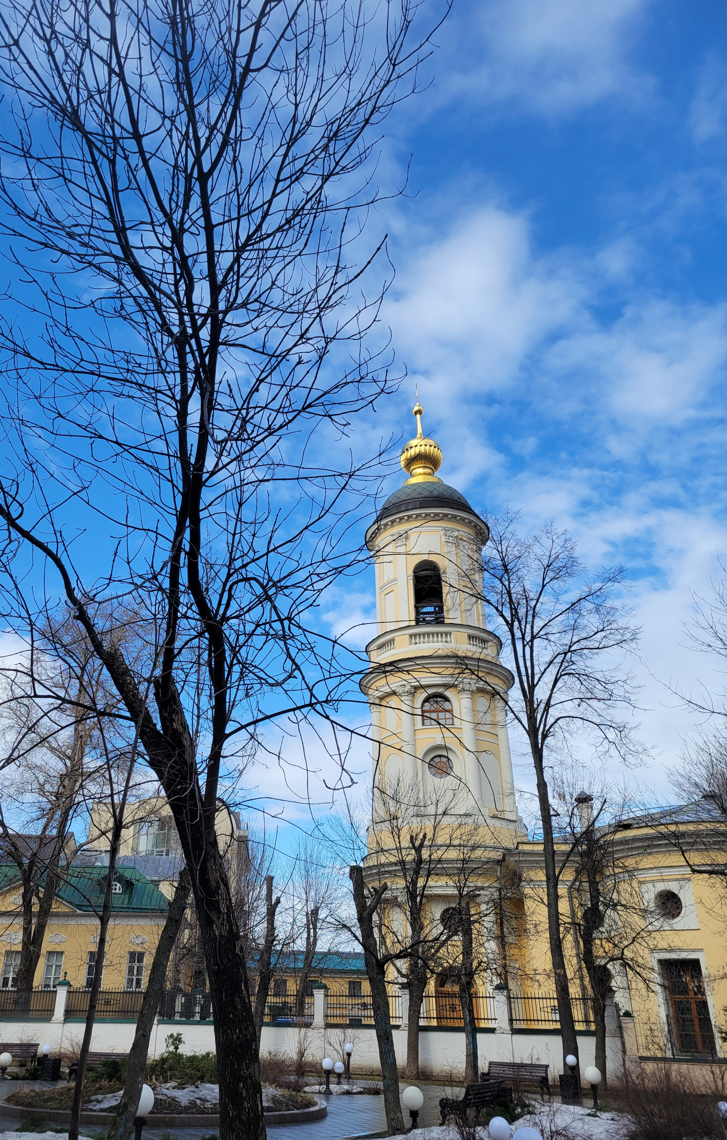 Church near metro Tretyakovskaya