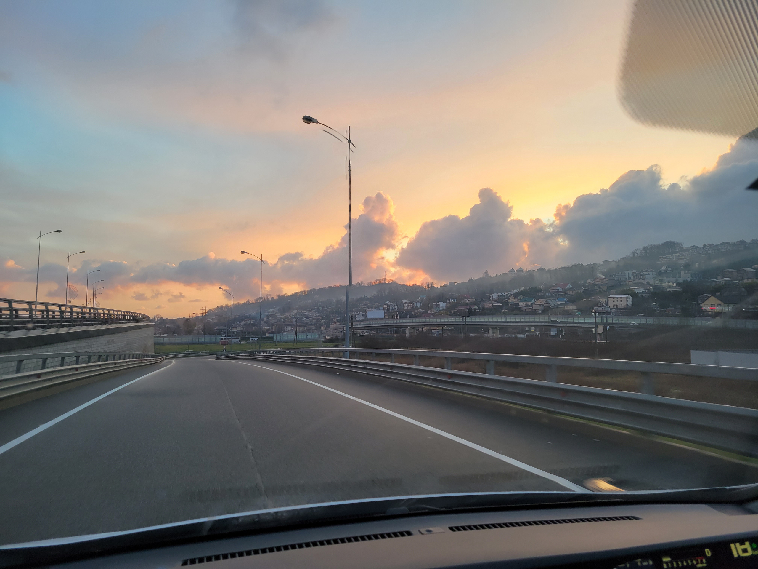 5 minutes later after tunnel