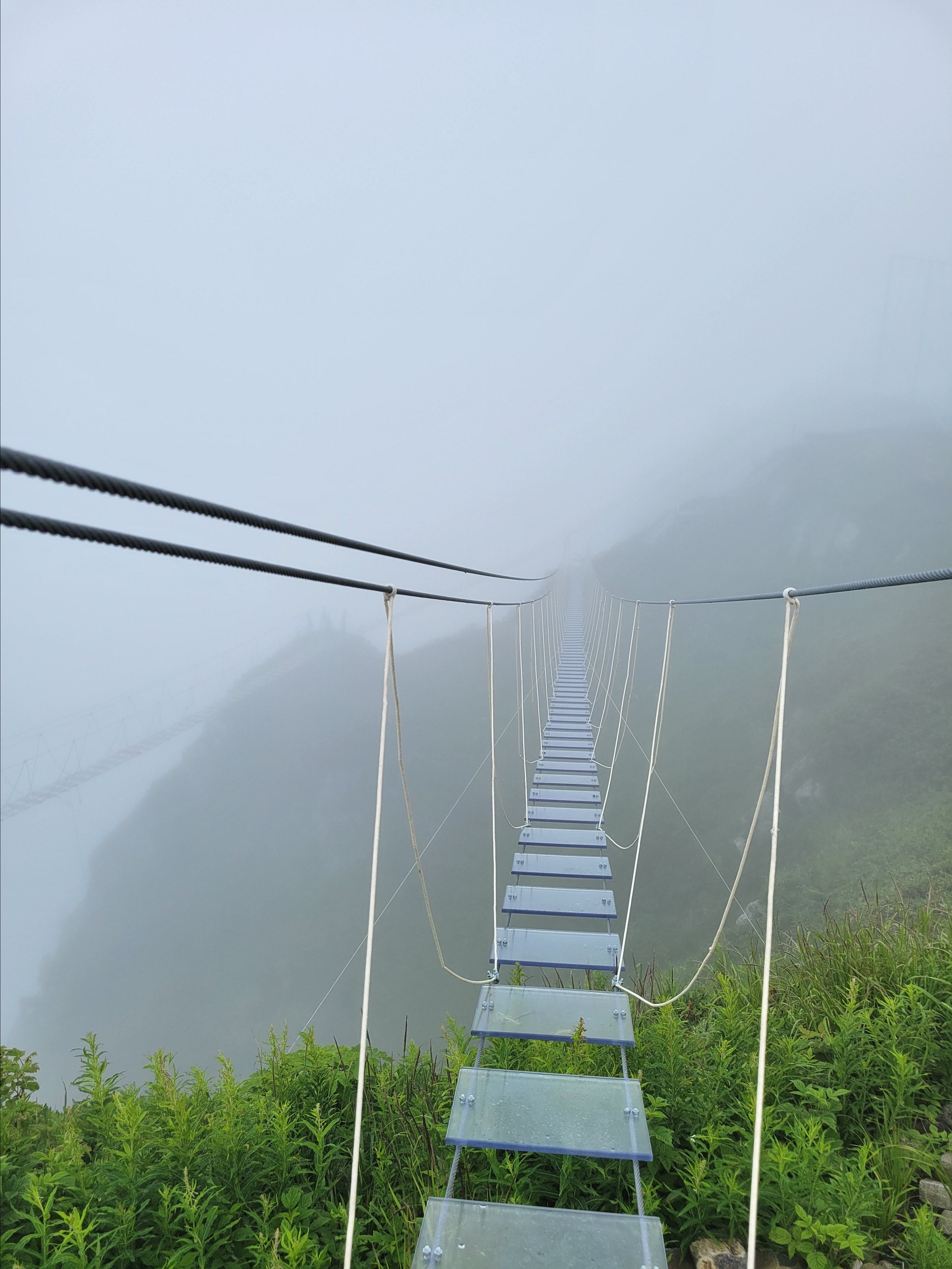 Glass bridge is closed due to wet weather... Very good reason why I didn't go on it :)