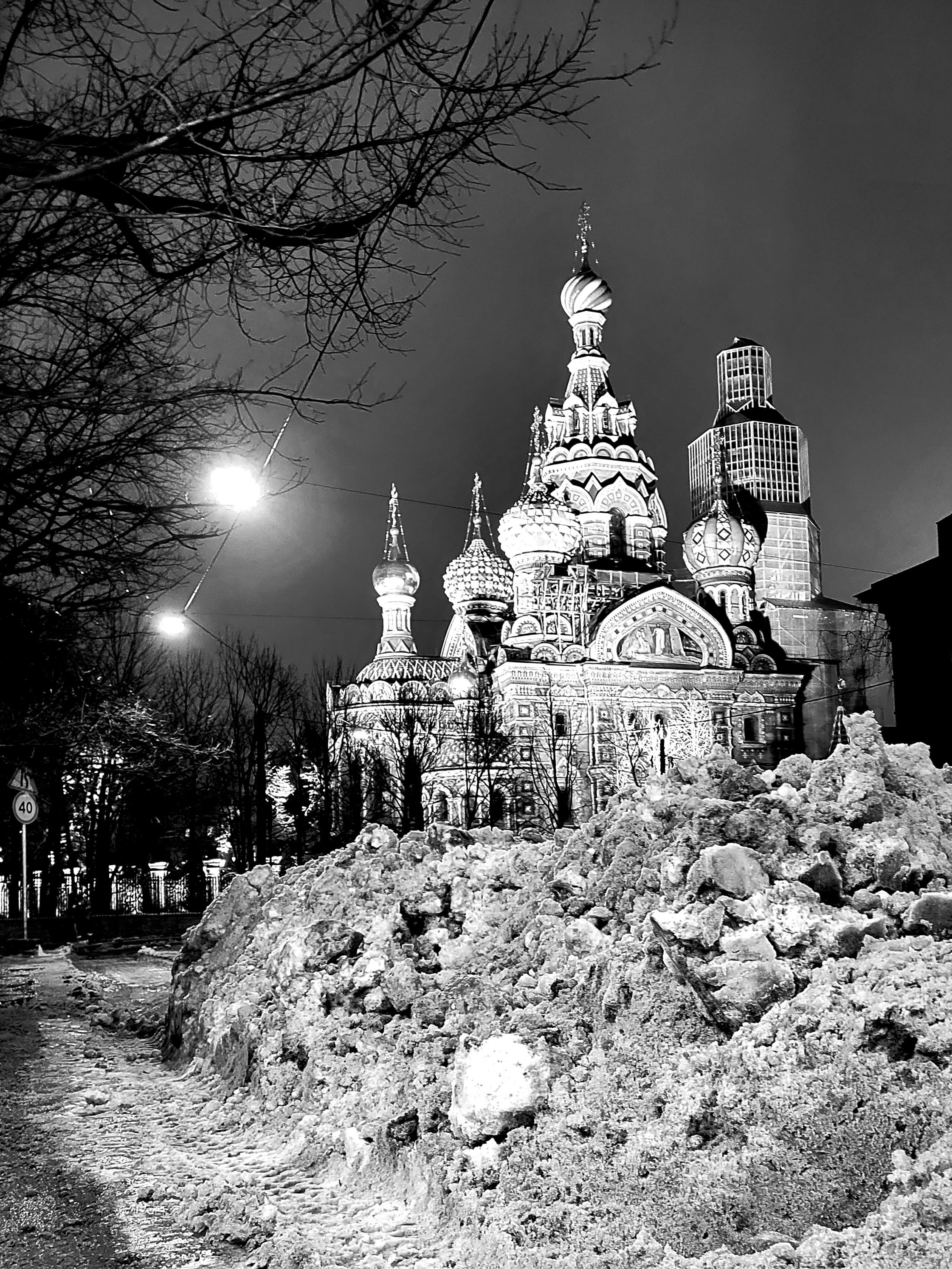 ЧБ. Ночь. Зима