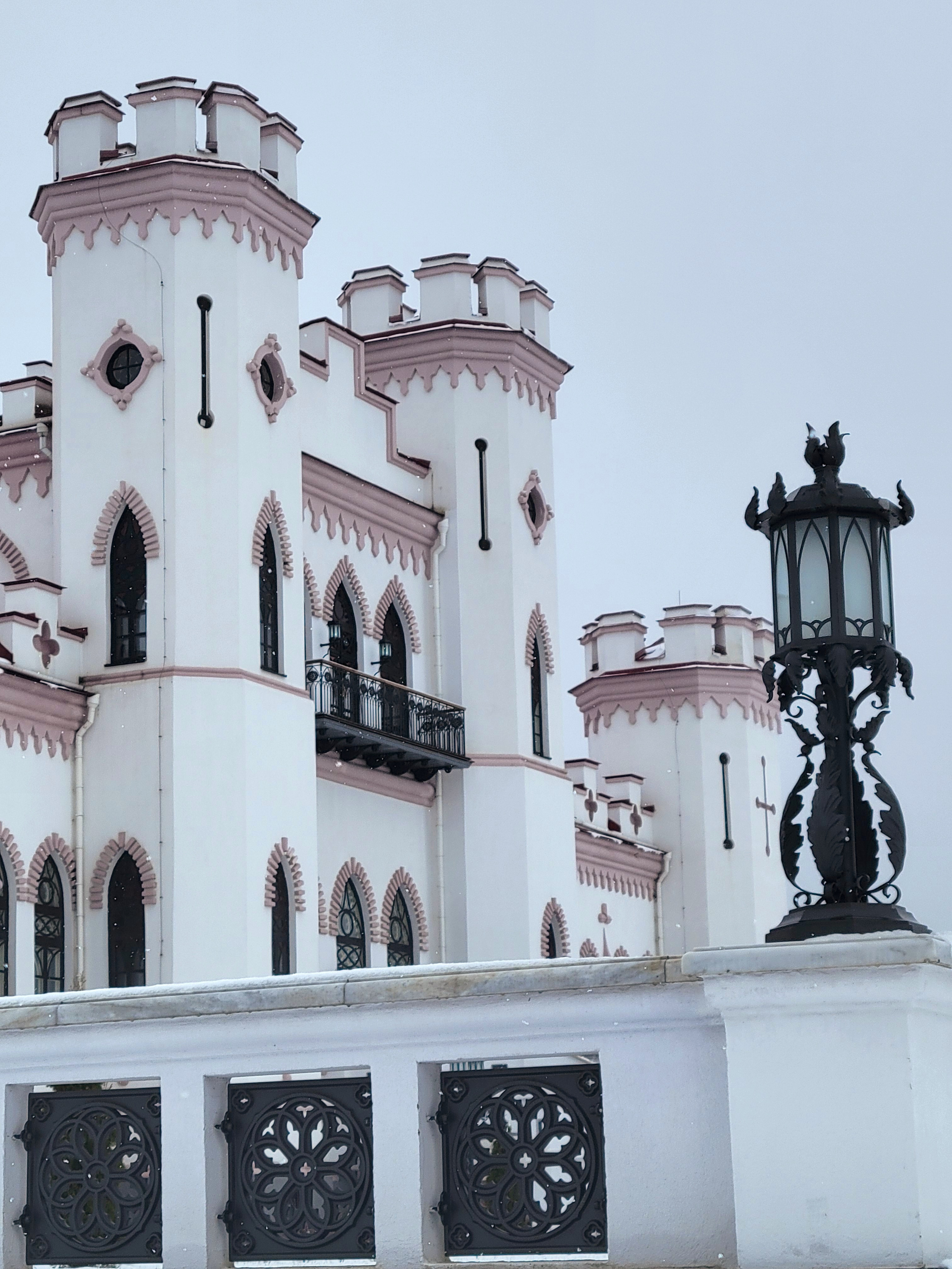 Здорово, что такие жемчужины охраняются и реставрируются