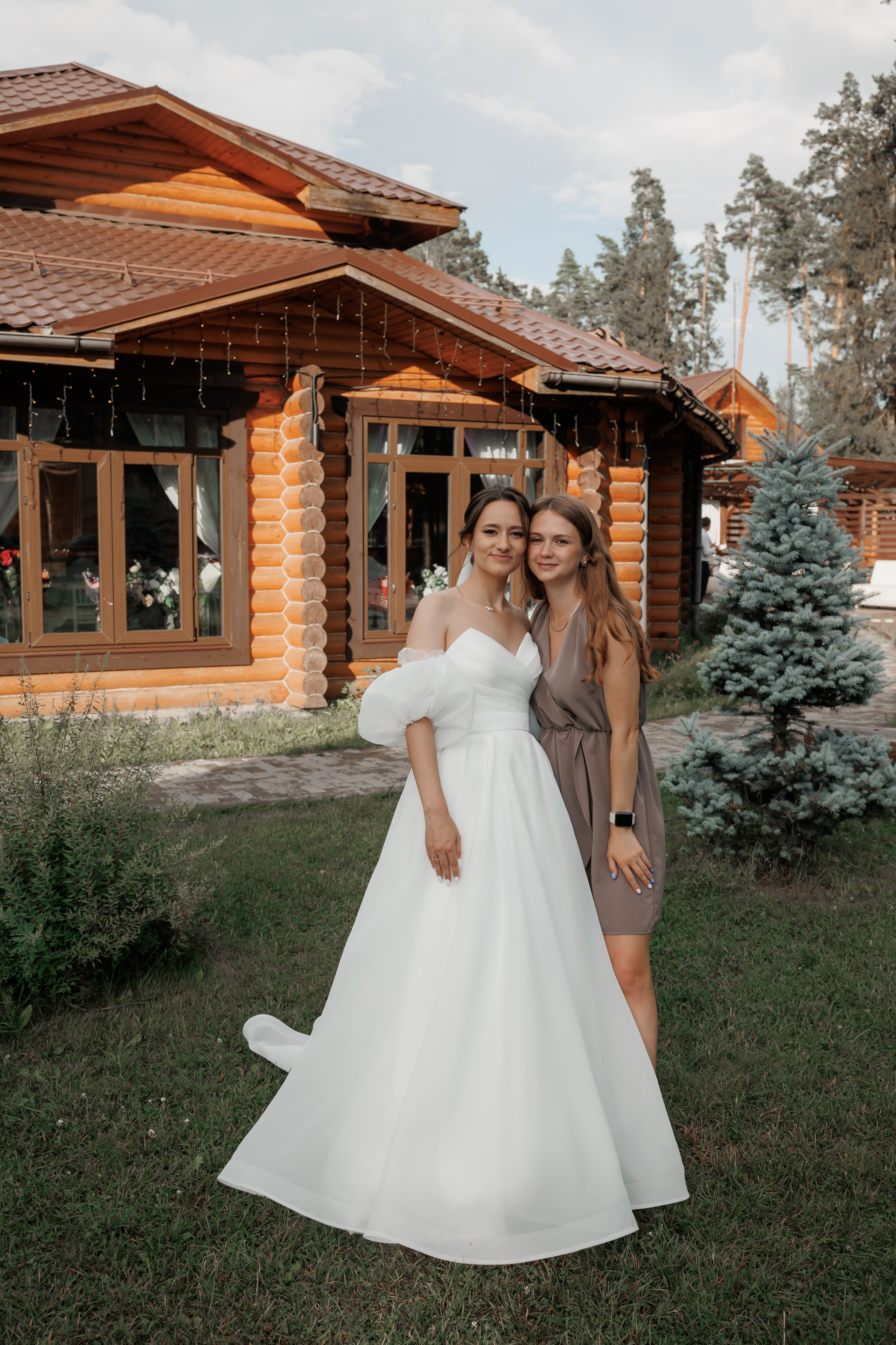 Полина и Дмитрий, загородный клуб «Барин», ЗАГС в г. Пушкино. Свадебный и репортажный фотограф (Москва, Королев и другие)