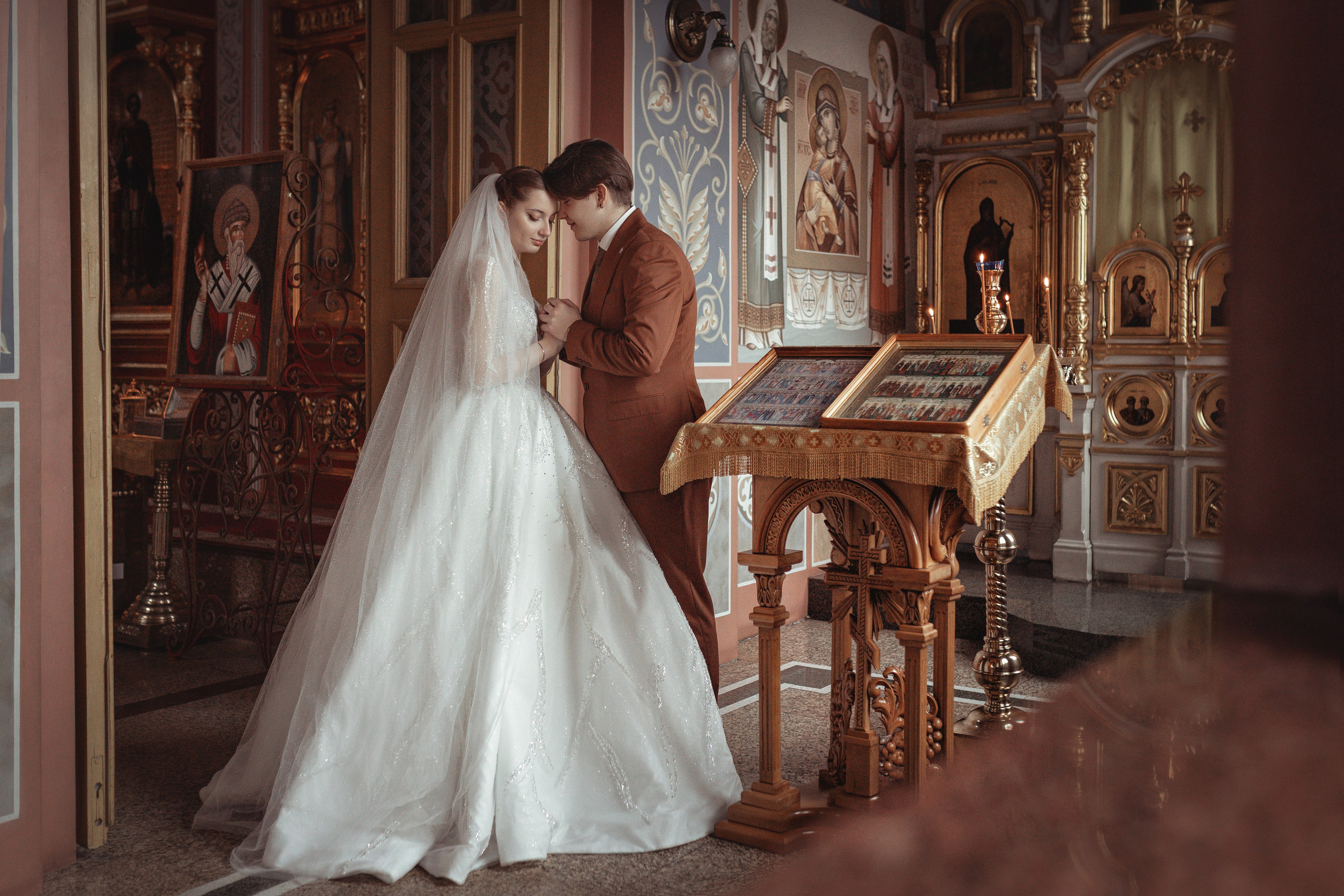 Таинство Венчания Дениса и Анастасии. Свято-Георгиевский храм. Фотограф на Крещение и Венчание Краснодарский край — Гранкина Юлия