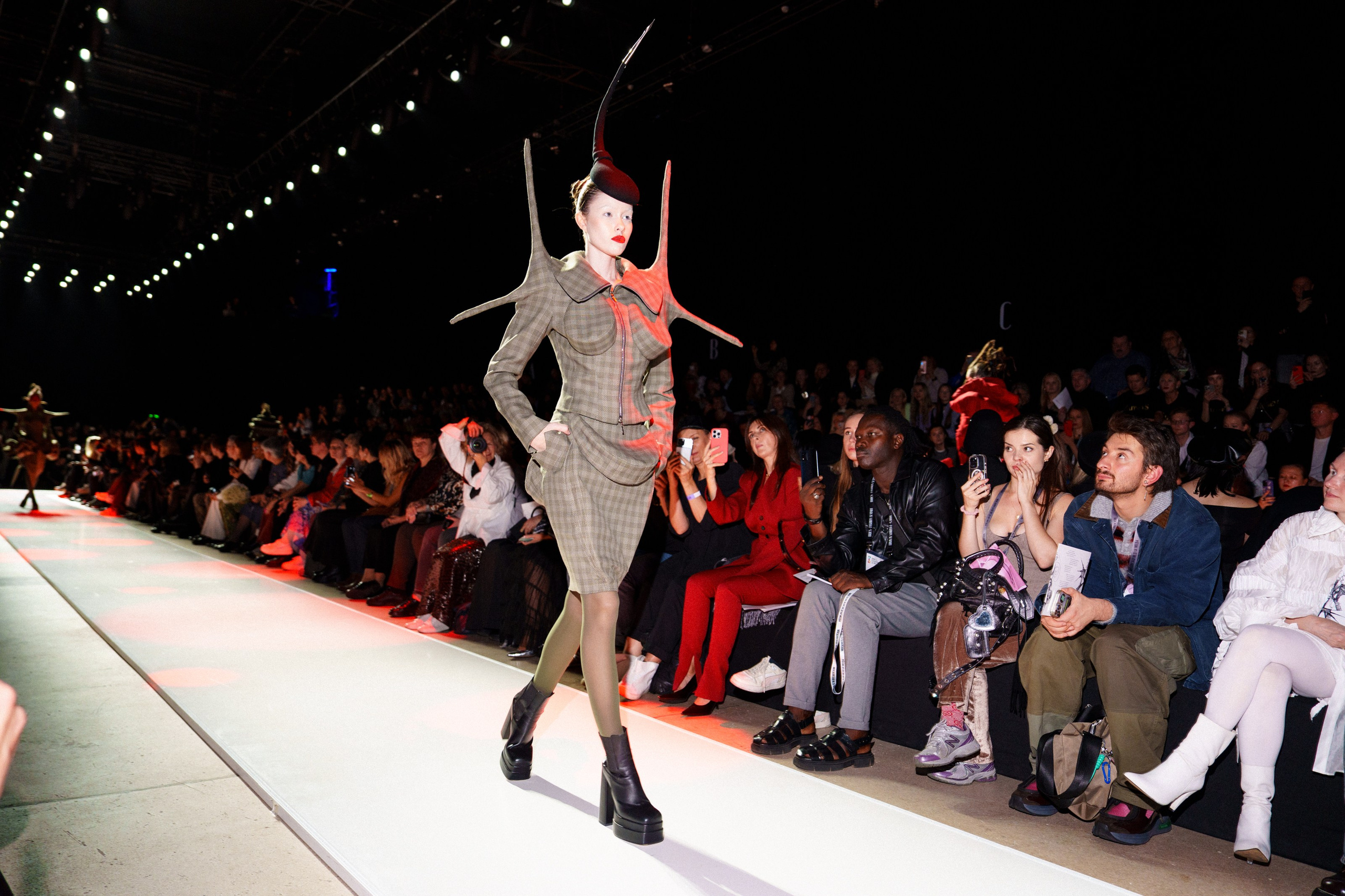 Moscow Fashion Week 2024 осень. Фотограф Николай Прокофьев модельные тесты в Москве