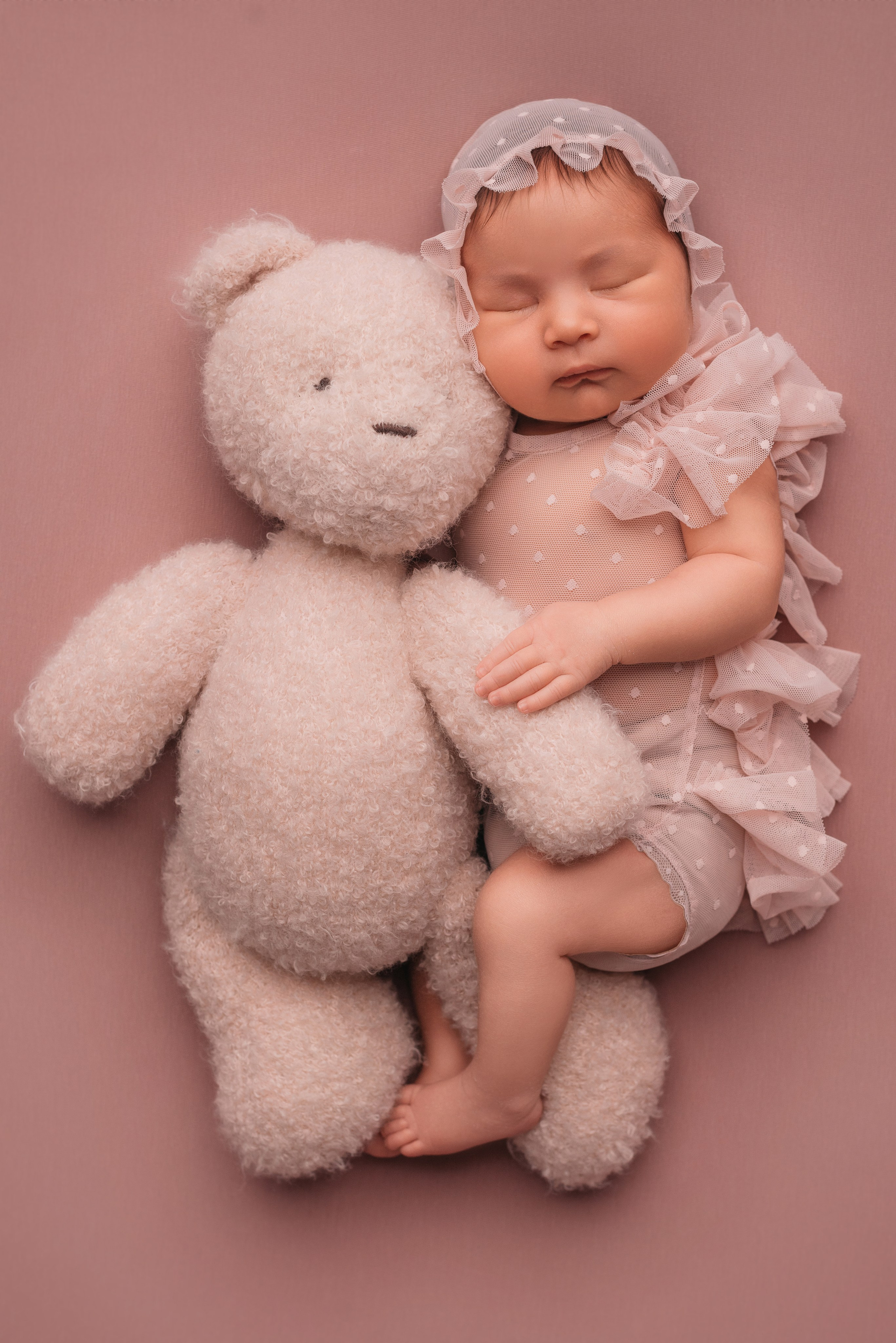 Саша. Фотограф новорожденных Белгород