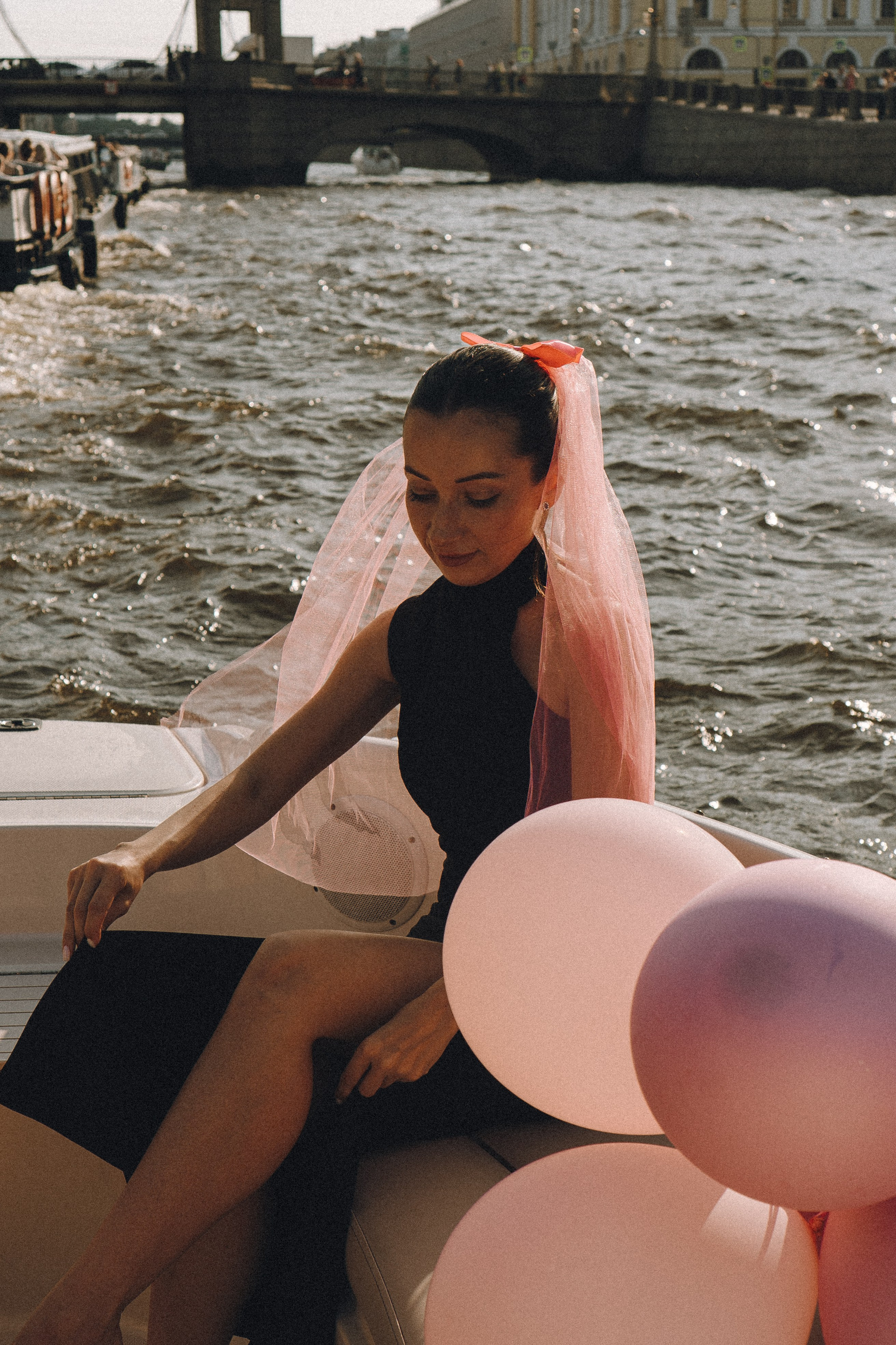 ДЕВИЧНИК НА КАТЕРЕ. Профессиональный фотограф, Санкт-Петербург — Виктория Богомолова