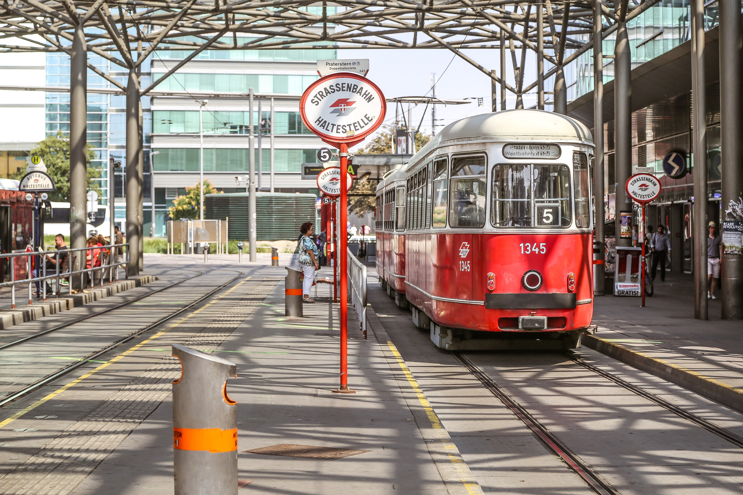 Австрия: Вена — Ратуша и Парламент, Пратер, Аугартен. Дарья Письменюк / Darya Leitstern — фотограф, музыкант, журналист, путешественник